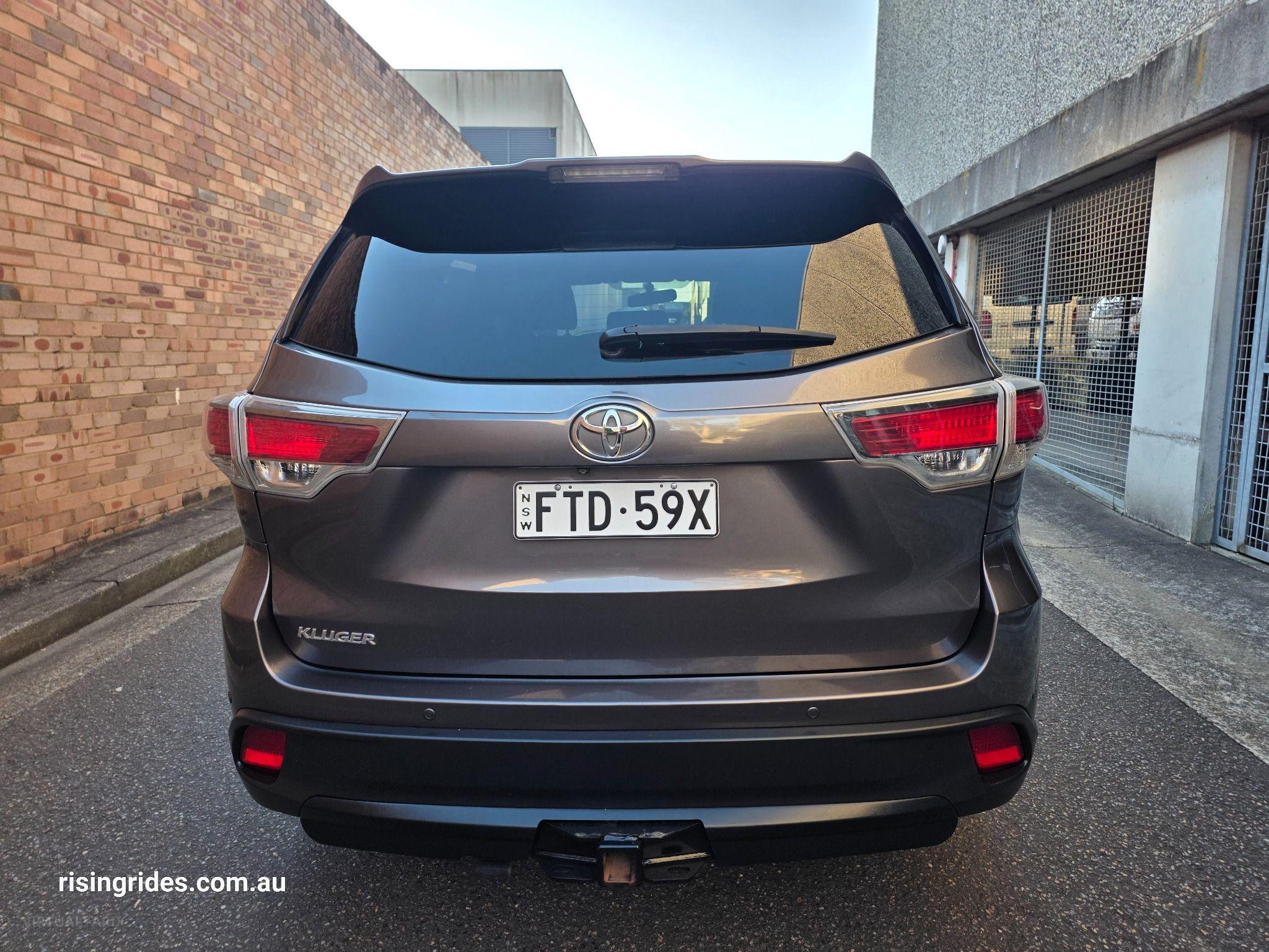 TOYOTA KLUGER