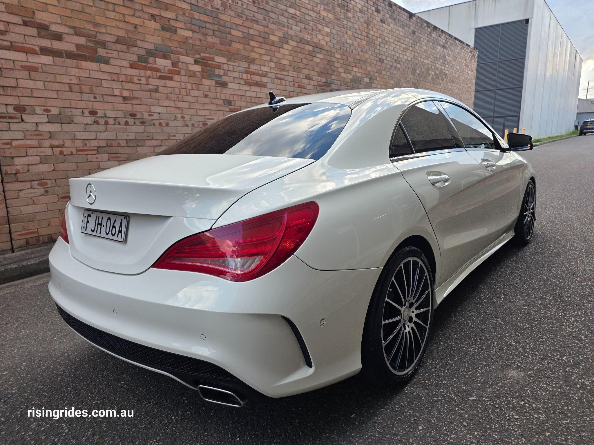 MERCEDES-BENZ CLA