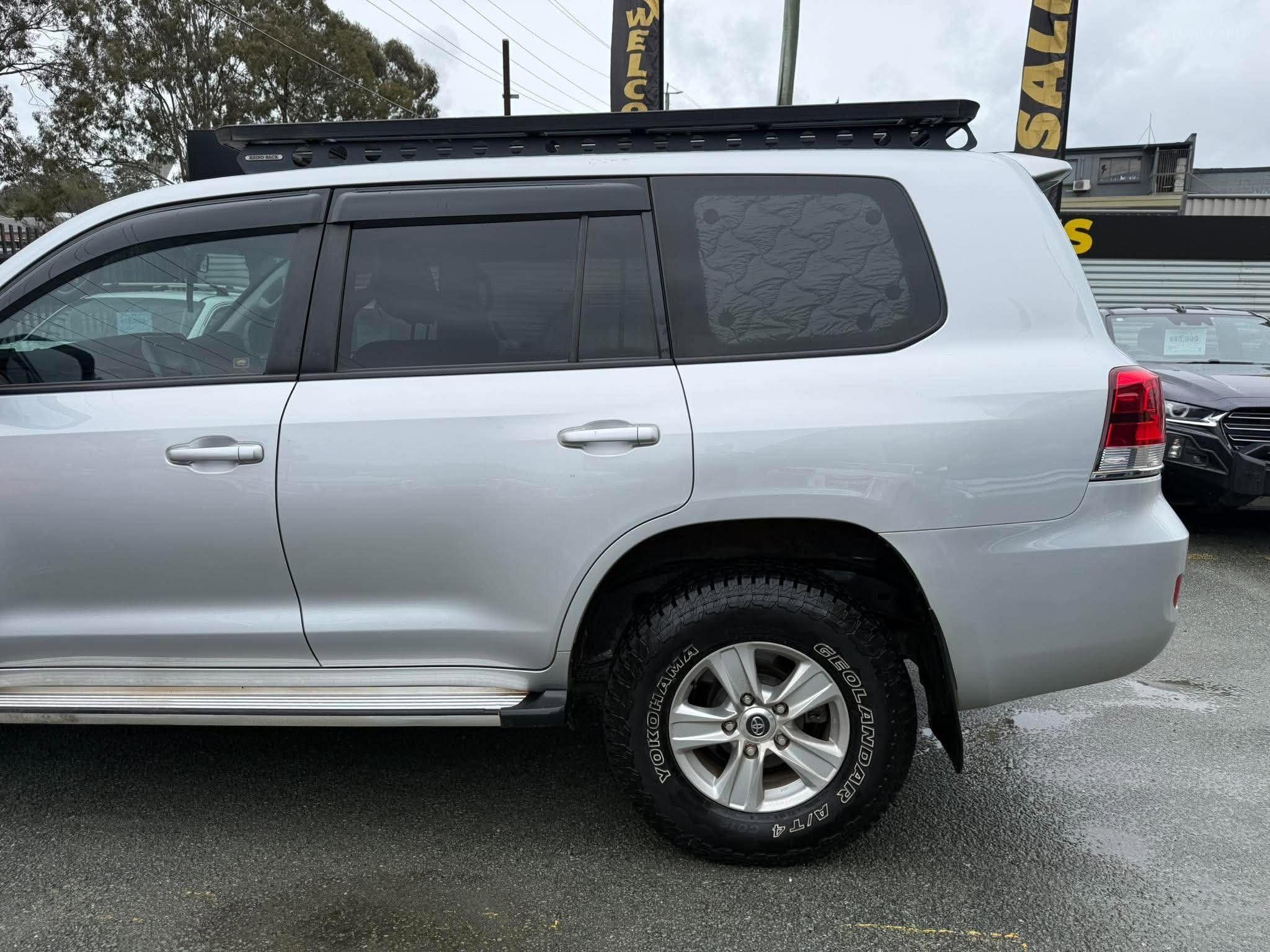 TOYOTA LANDCRUISER