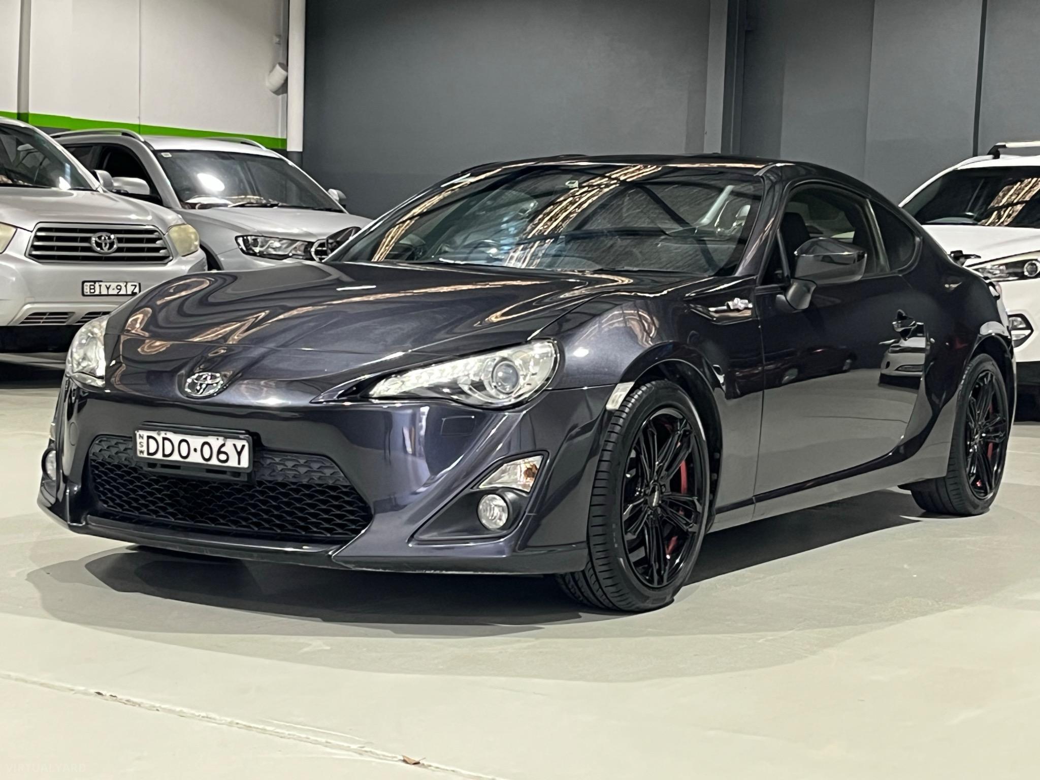 TOYOTA 86