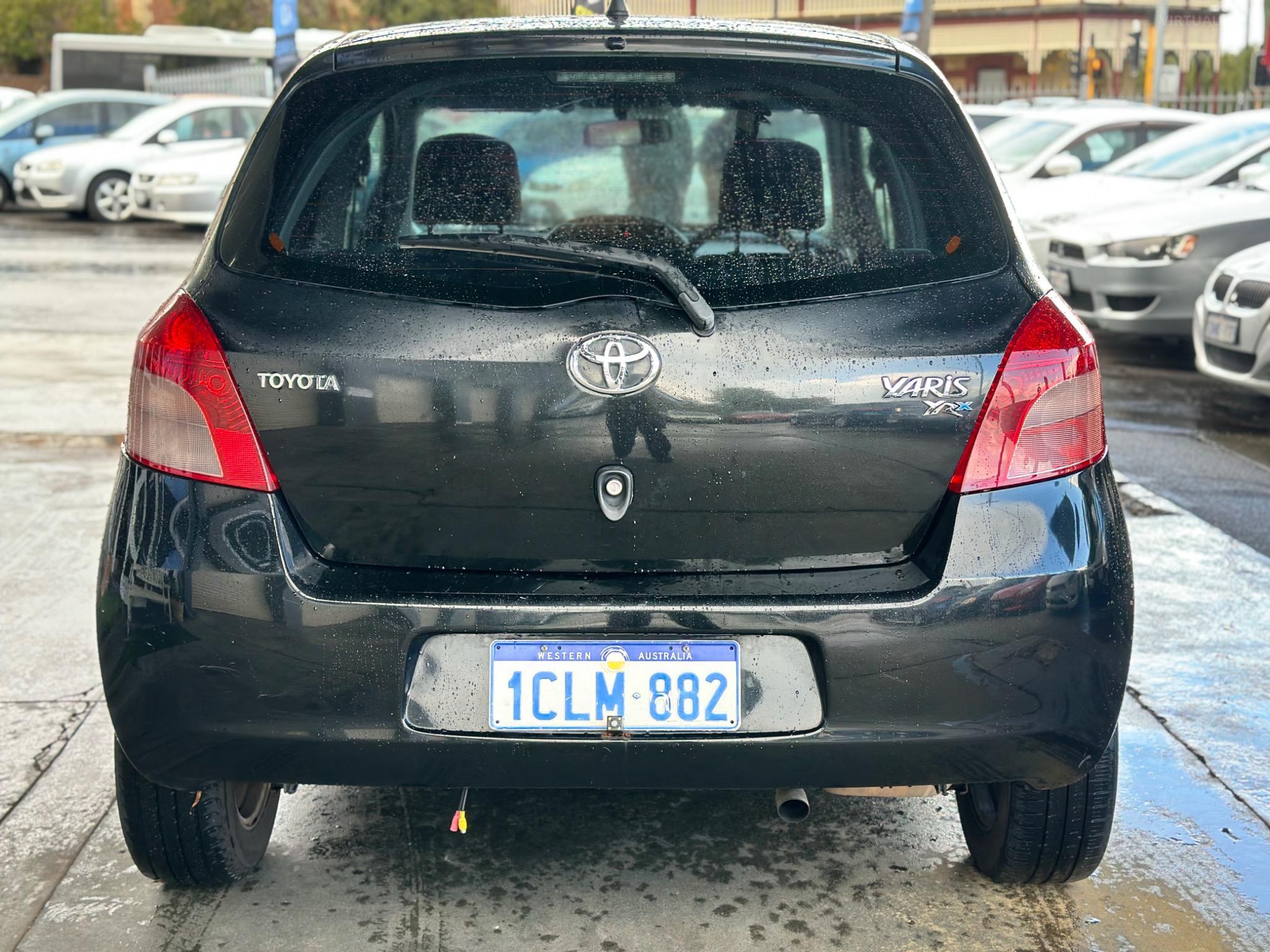 TOYOTA YARIS