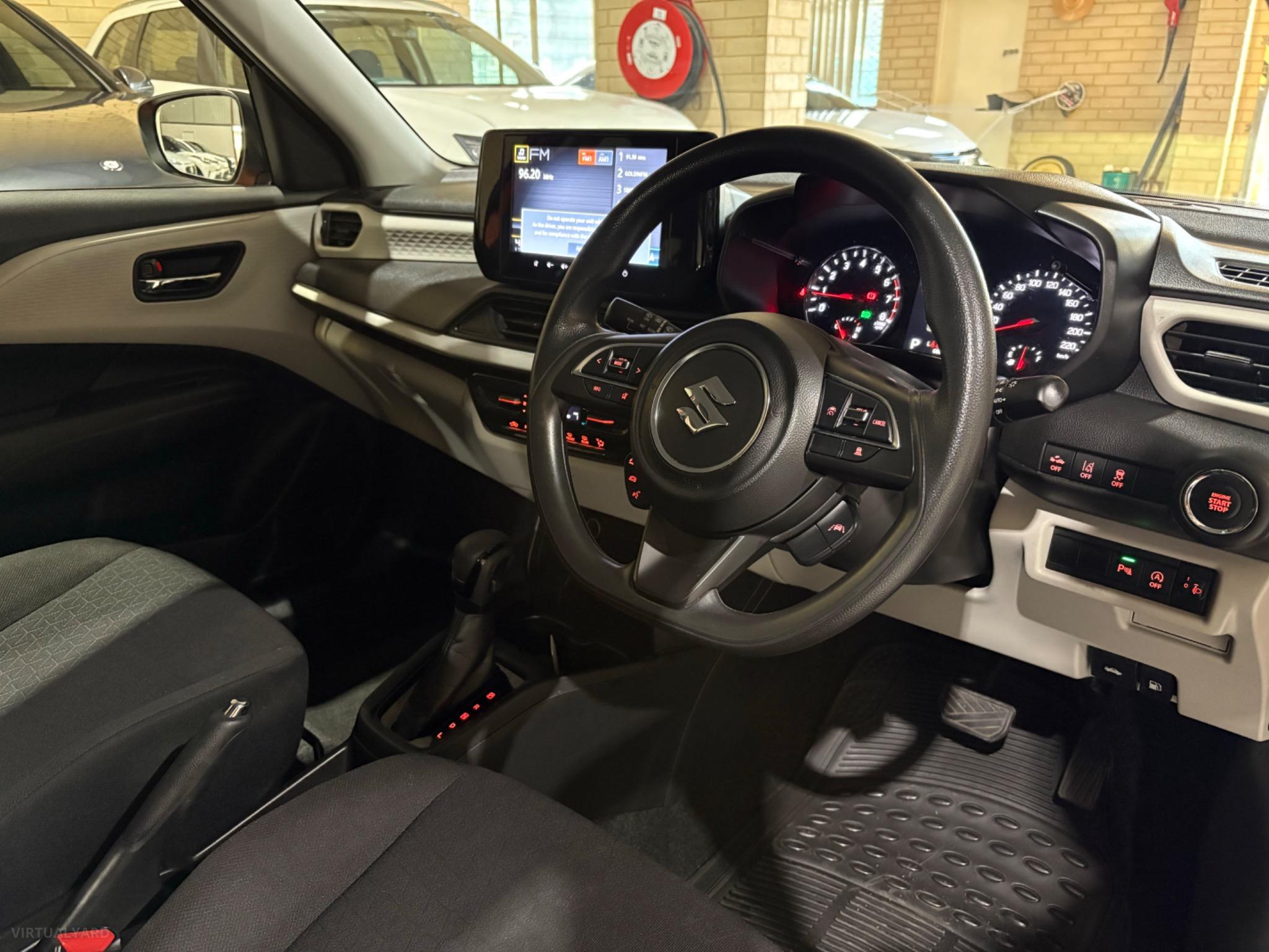 SUZUKI SWIFT