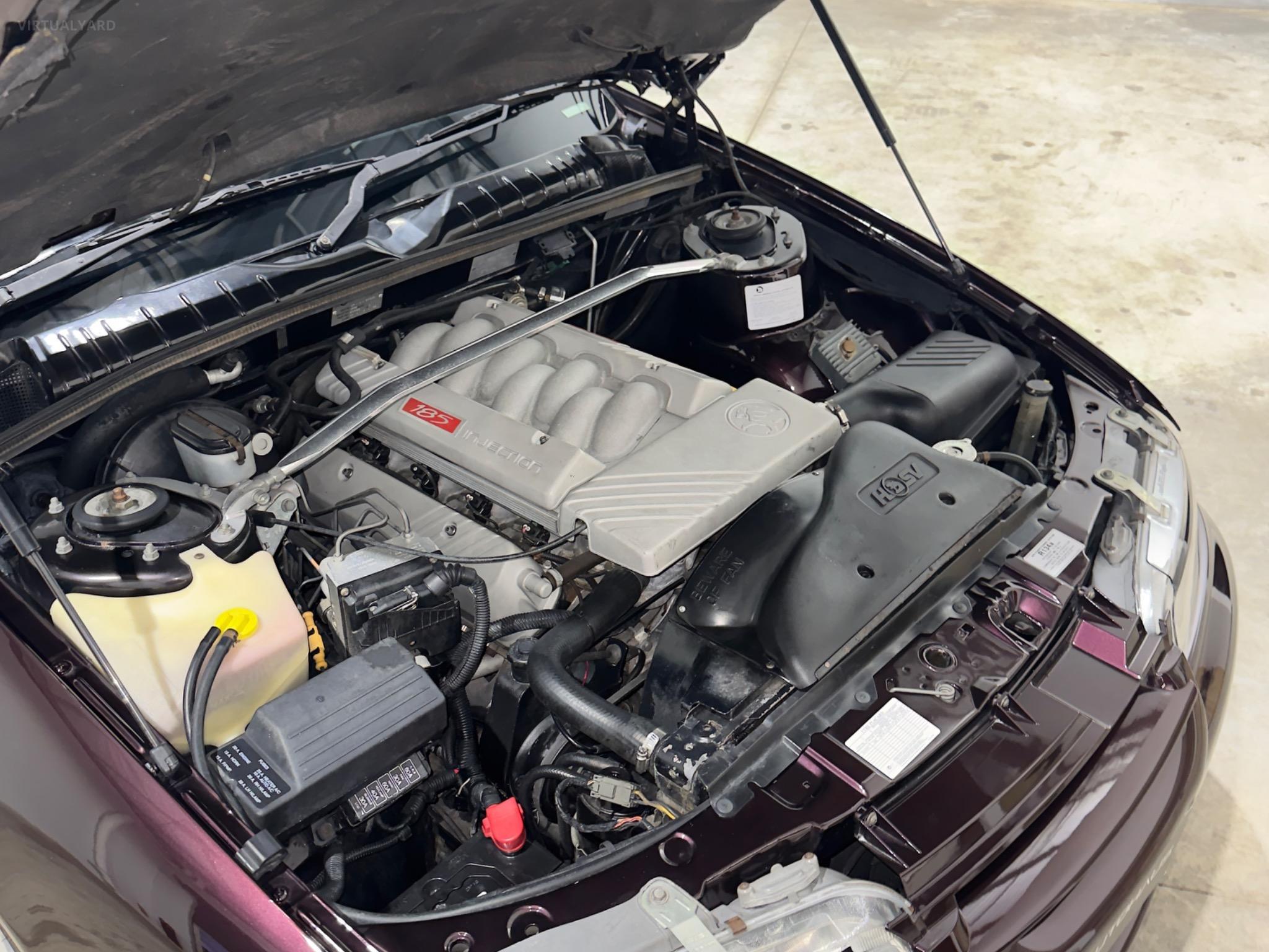 HOLDEN COMMODORE