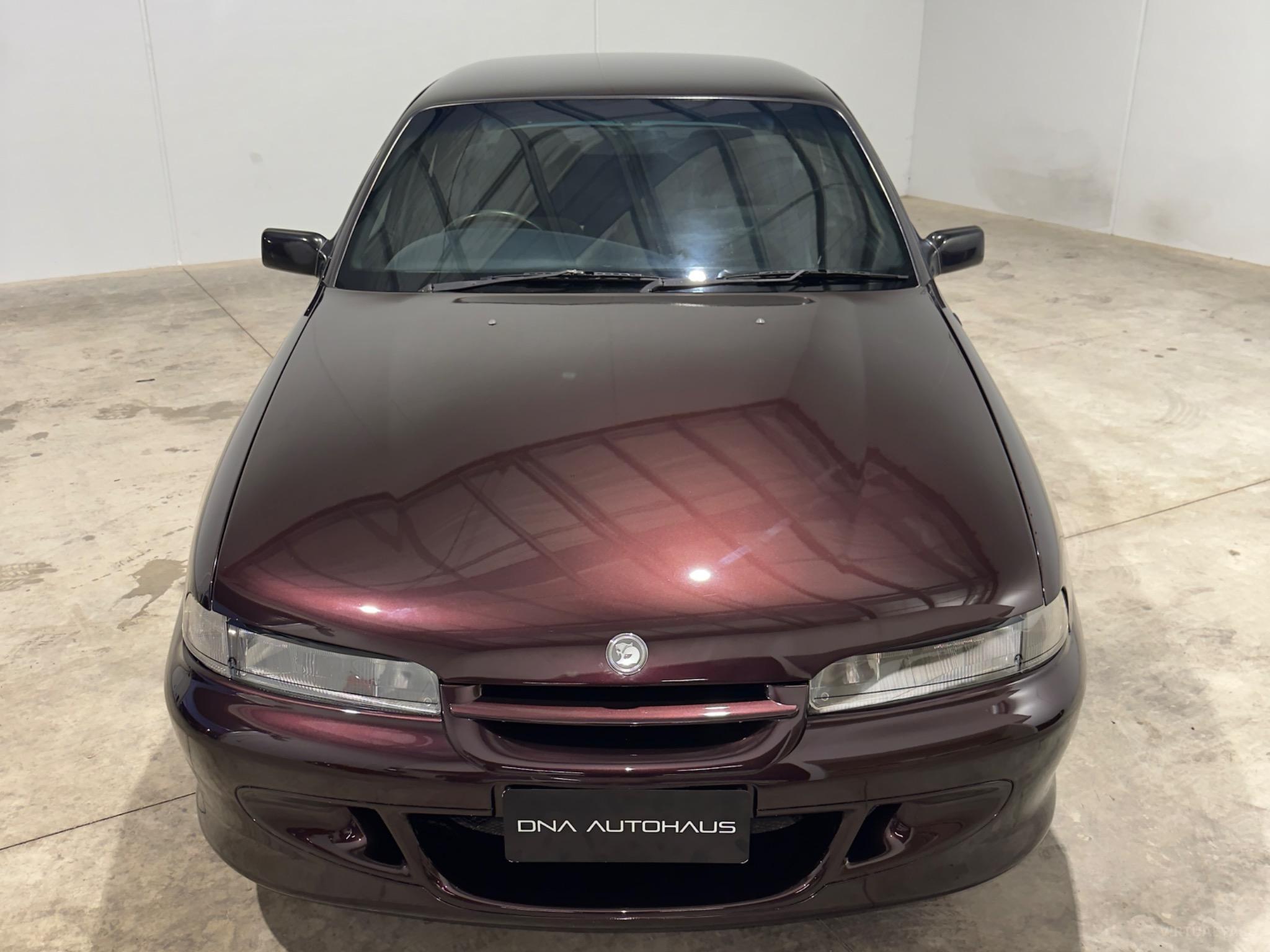 HOLDEN COMMODORE