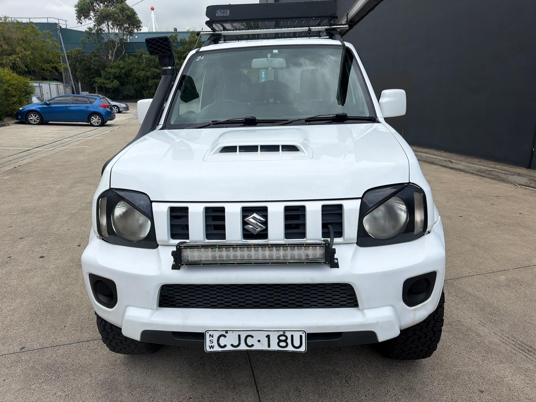 SUZUKI JIMNY SN413 T6 SIERRA HARDTOP 3DR MAN 5SP 4X4 1.3I image 7