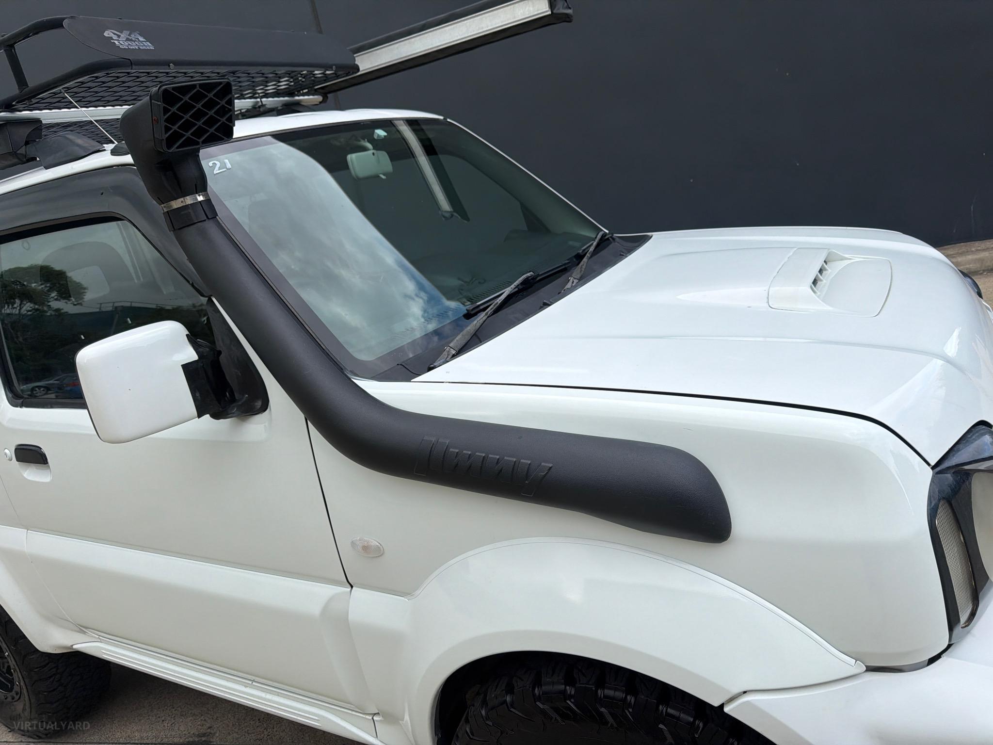 SUZUKI JIMNY SN413 T6 SIERRA HARDTOP 3DR MAN 5SP 4X4 1.3I image 9