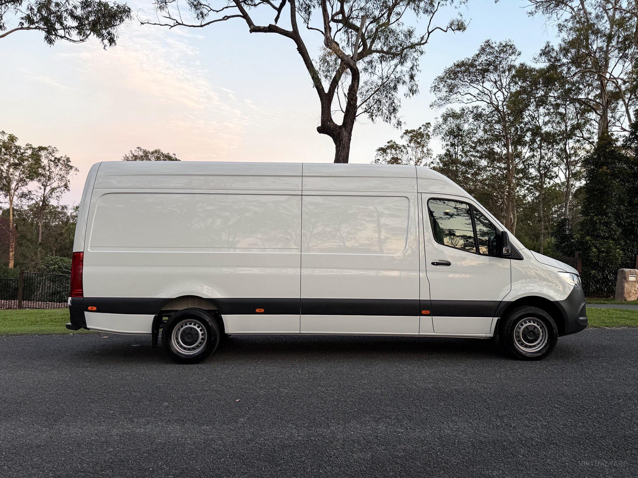 MERCEDES-BENZ Sprinter