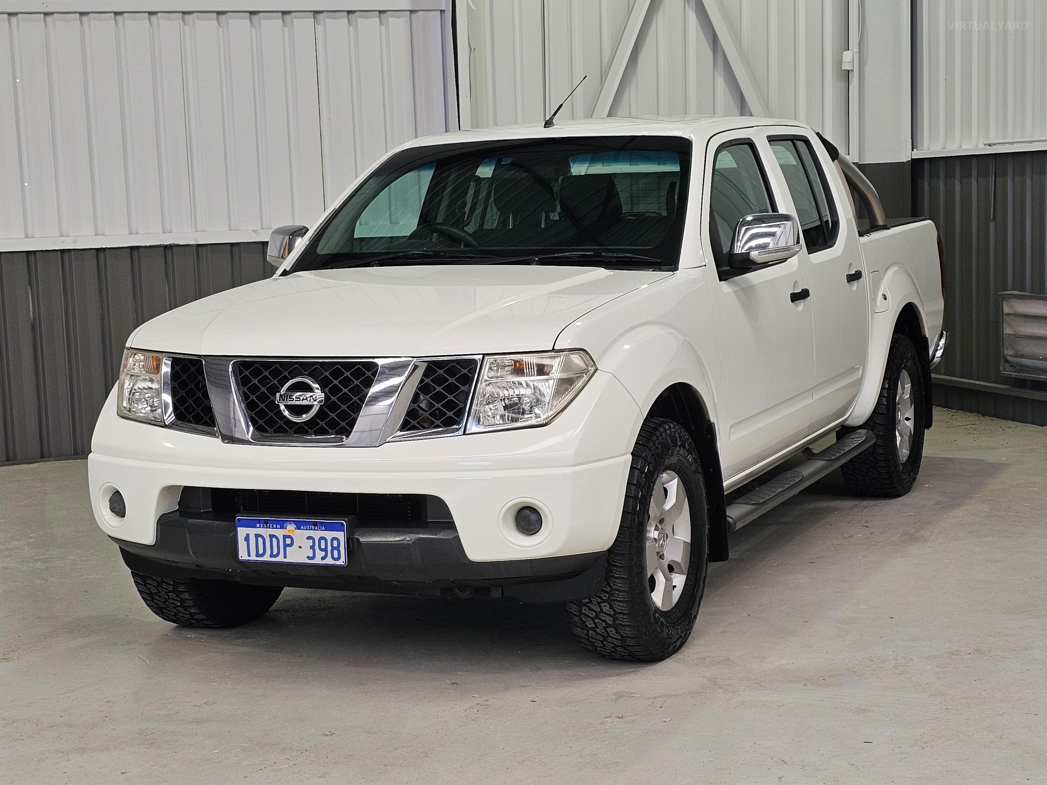 NISSAN NAVARA