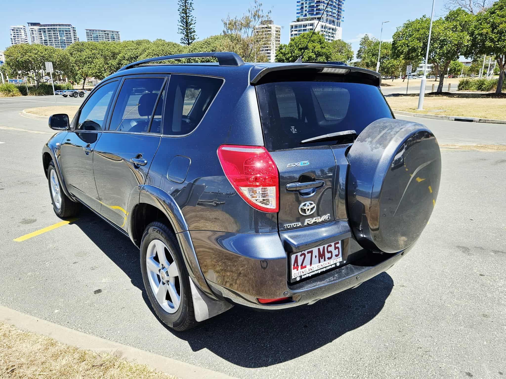 TOYOTA RAV4