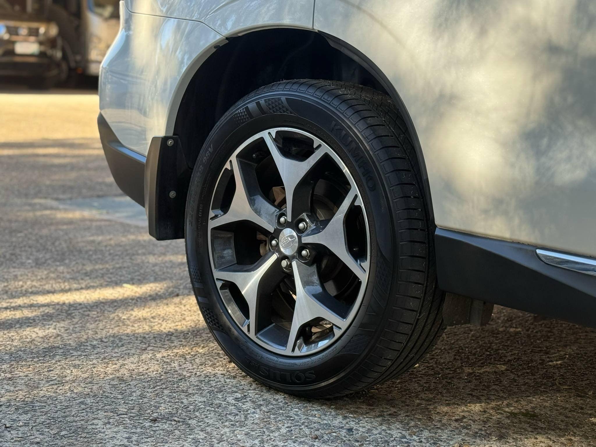 SUBARU FORESTER