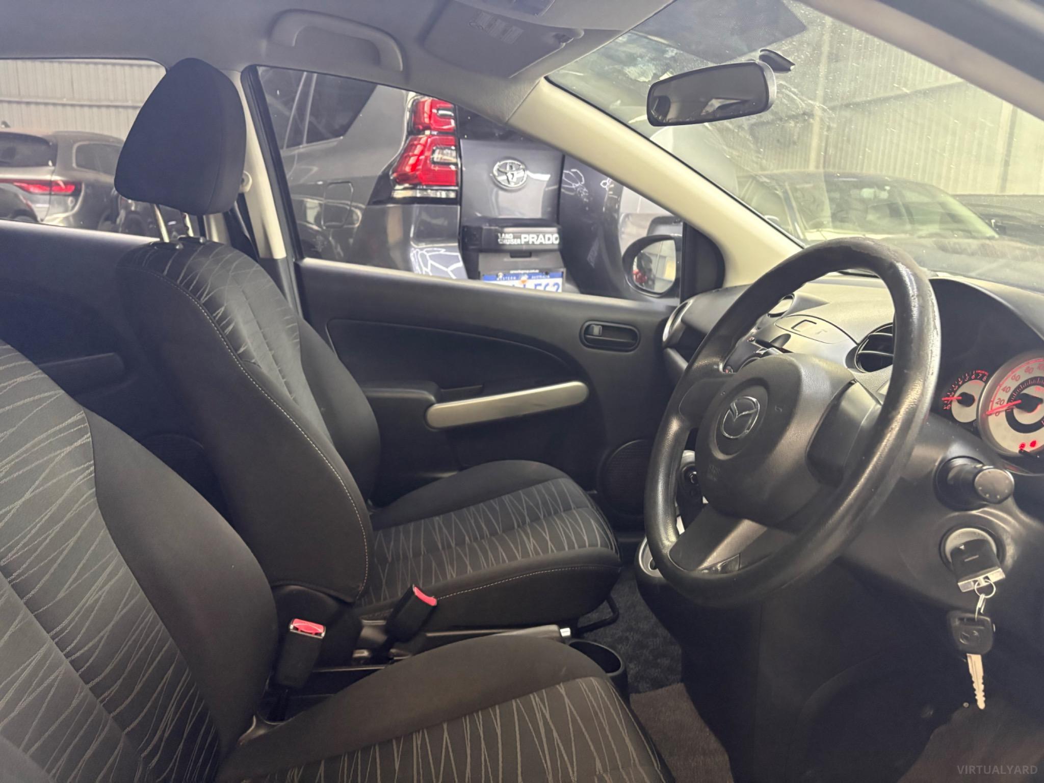 MAZDA MAZDA2