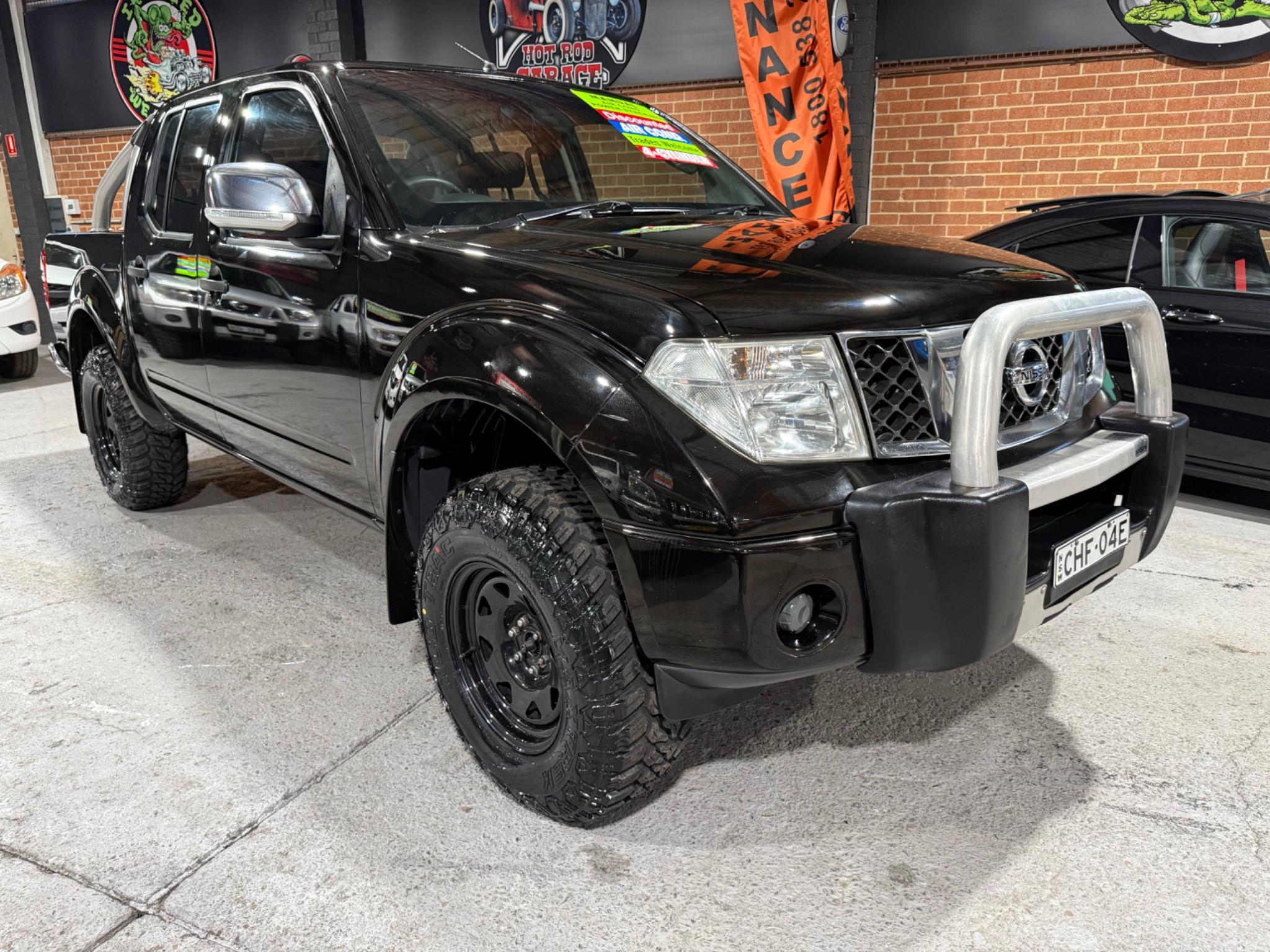 NISSAN NAVARA