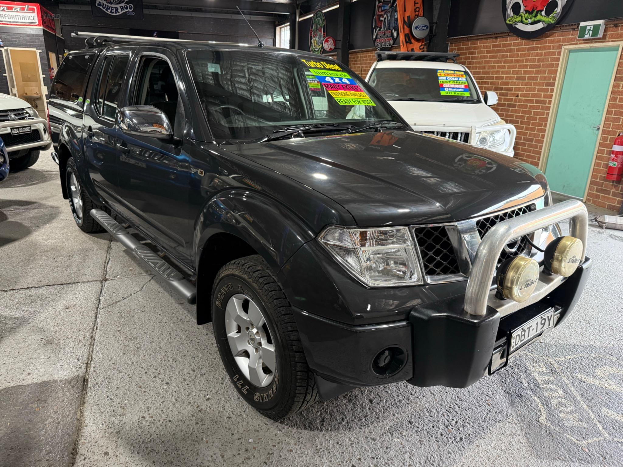 NISSAN NAVARA