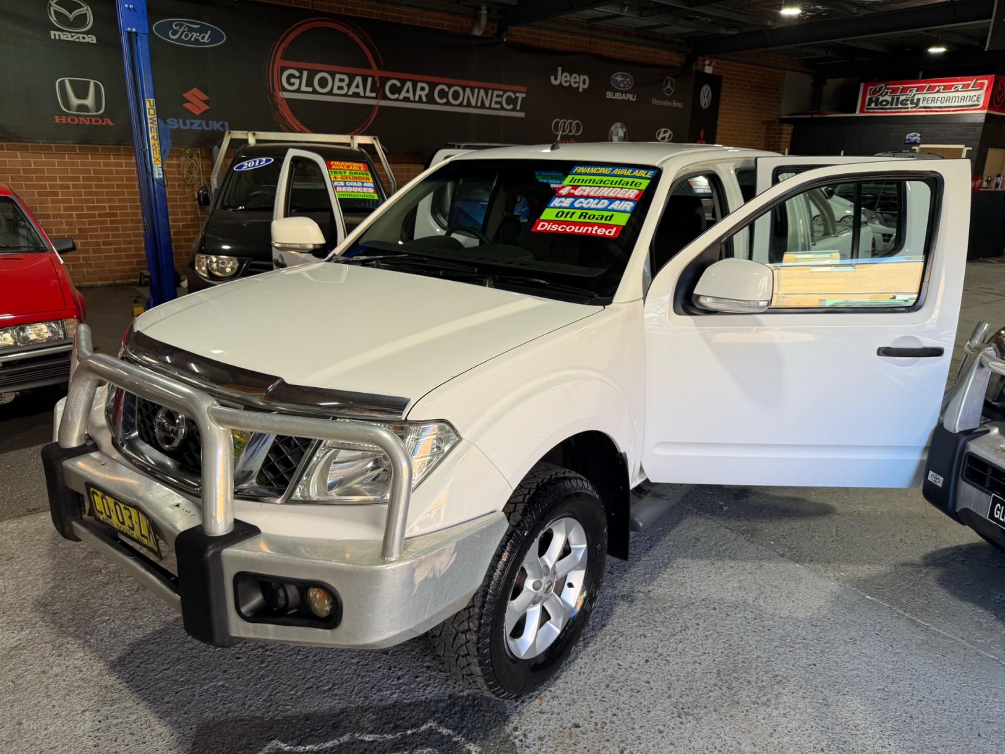 NISSAN NAVARA