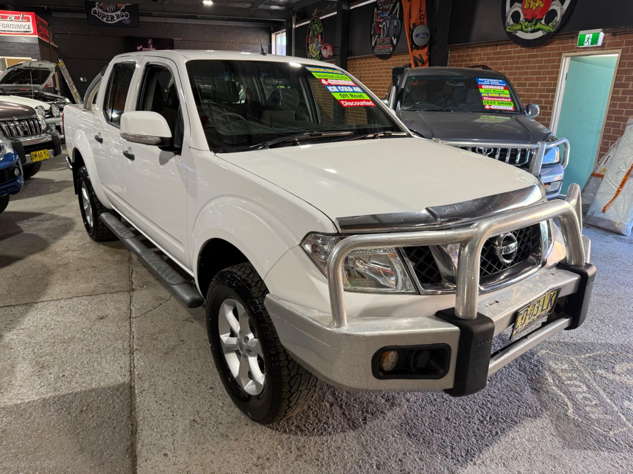 NISSAN NAVARA