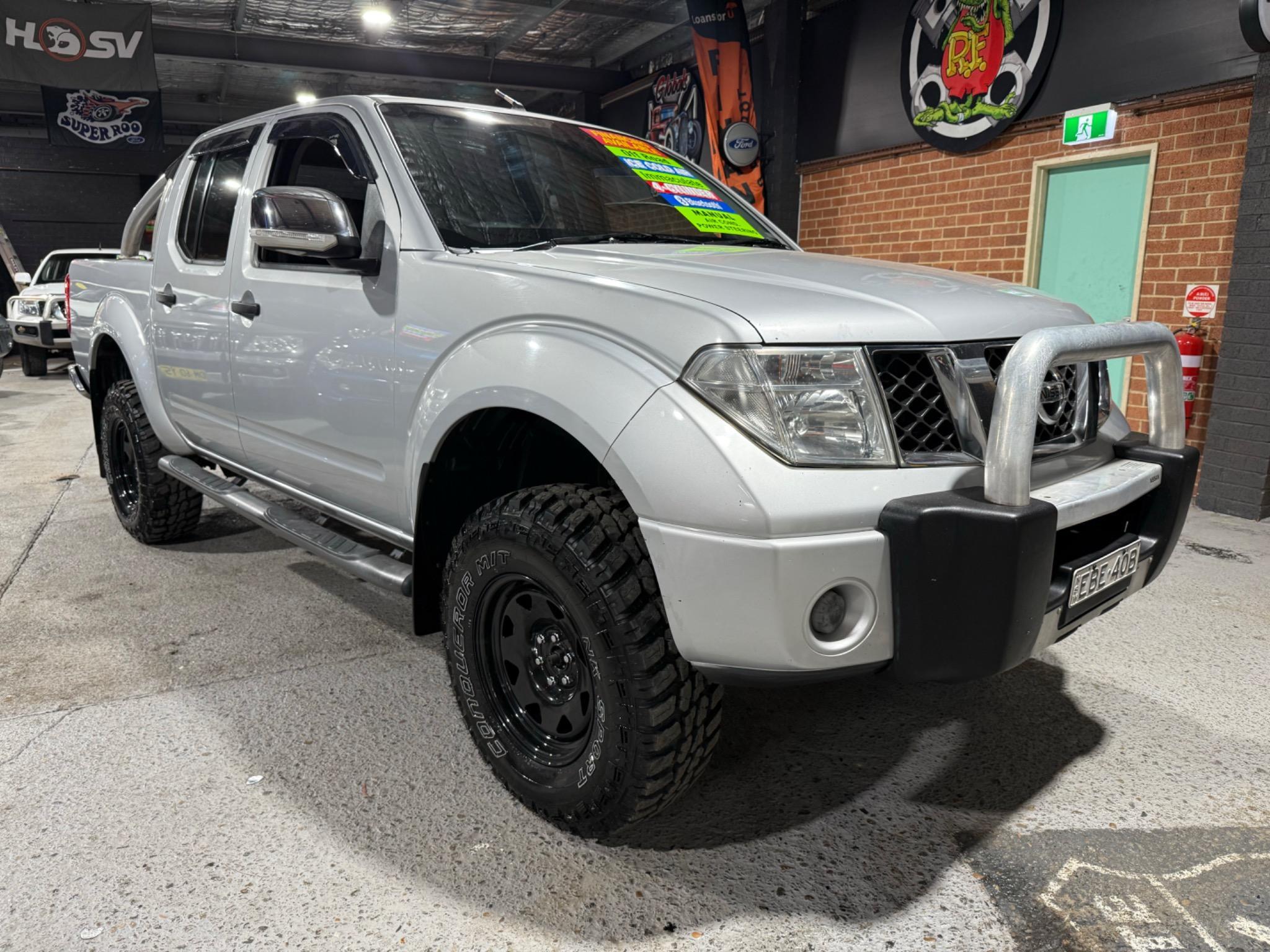 NISSAN NAVARA