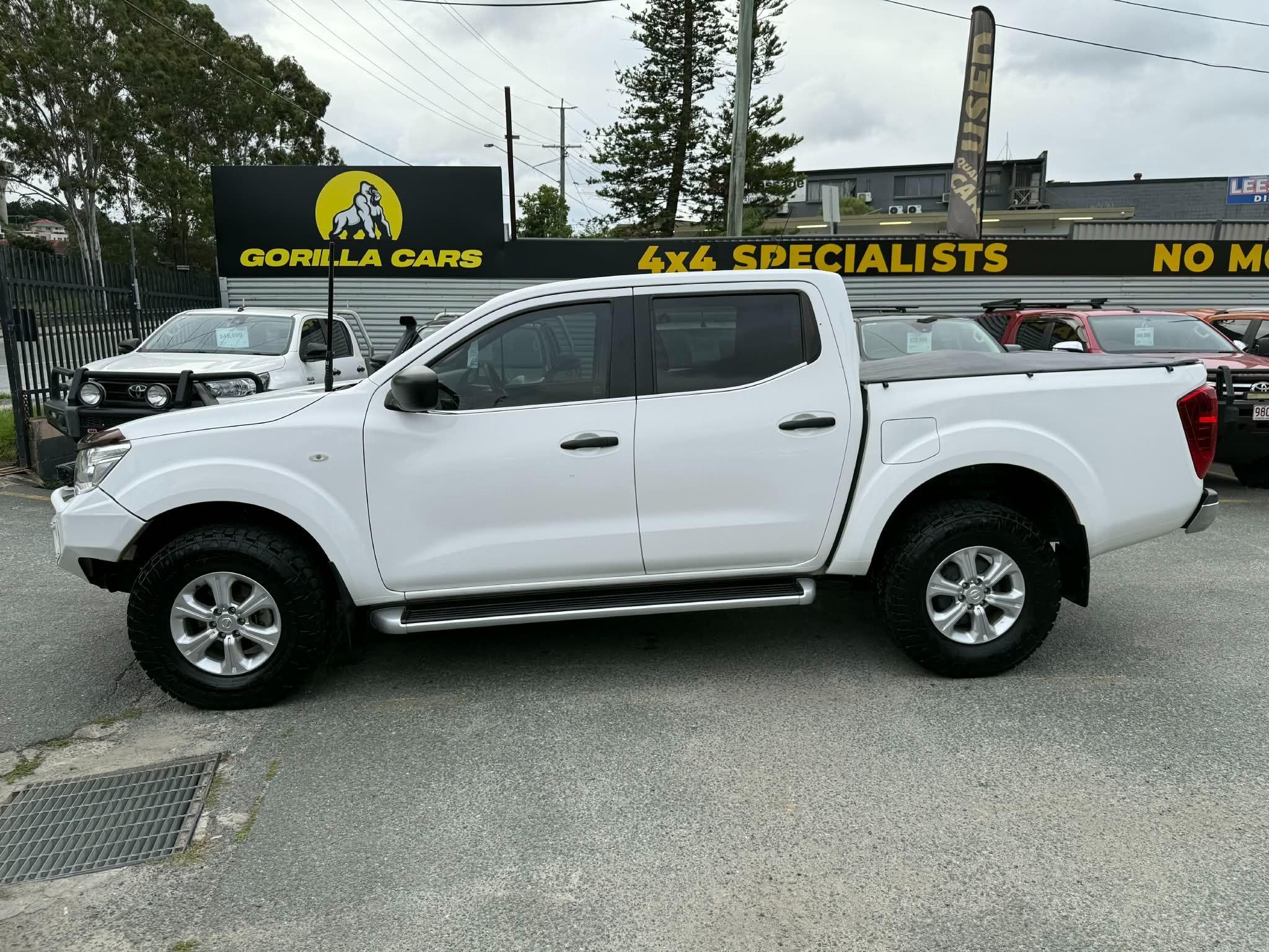 NISSAN NAVARA