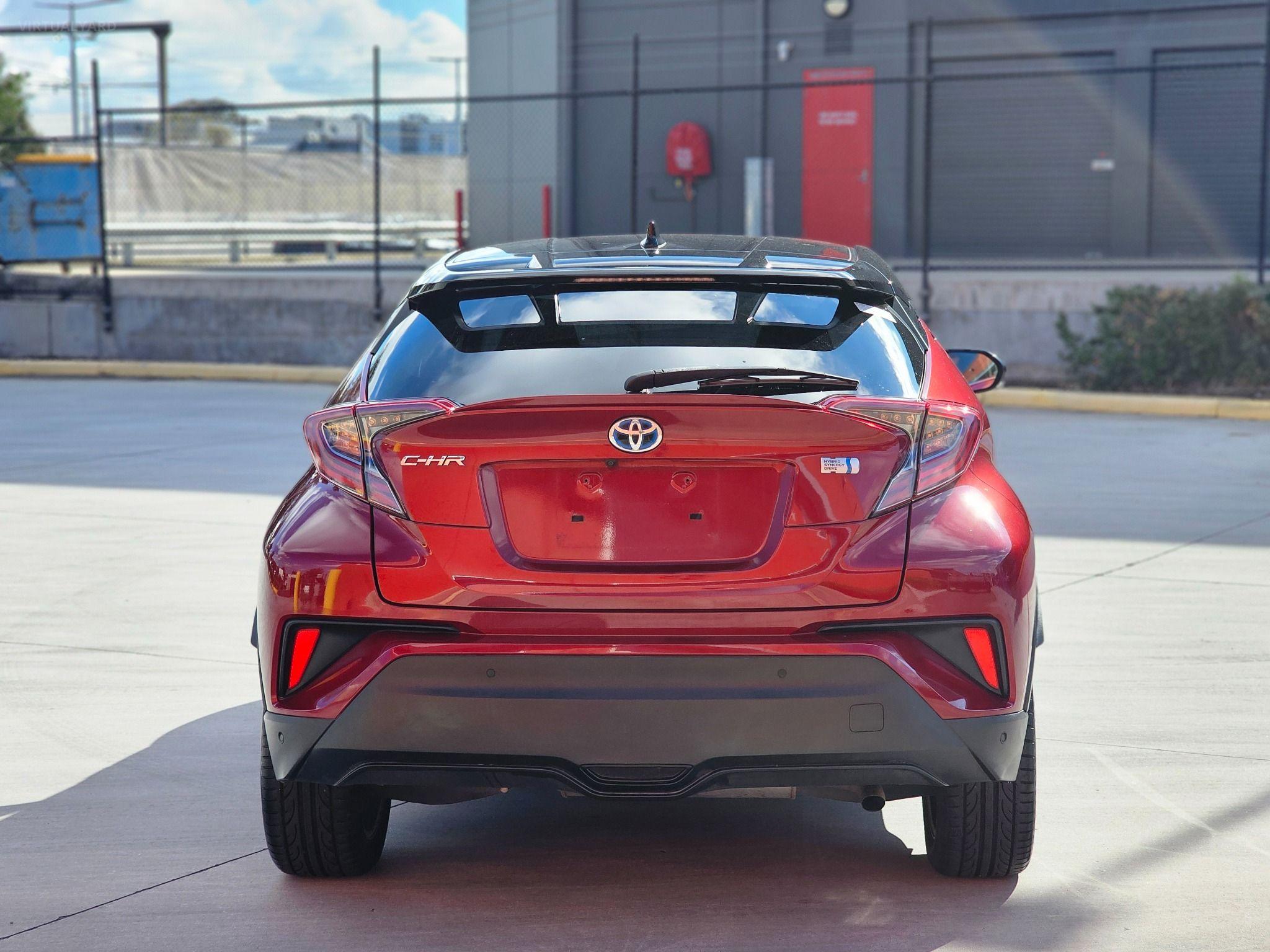 TOYOTA C-HR