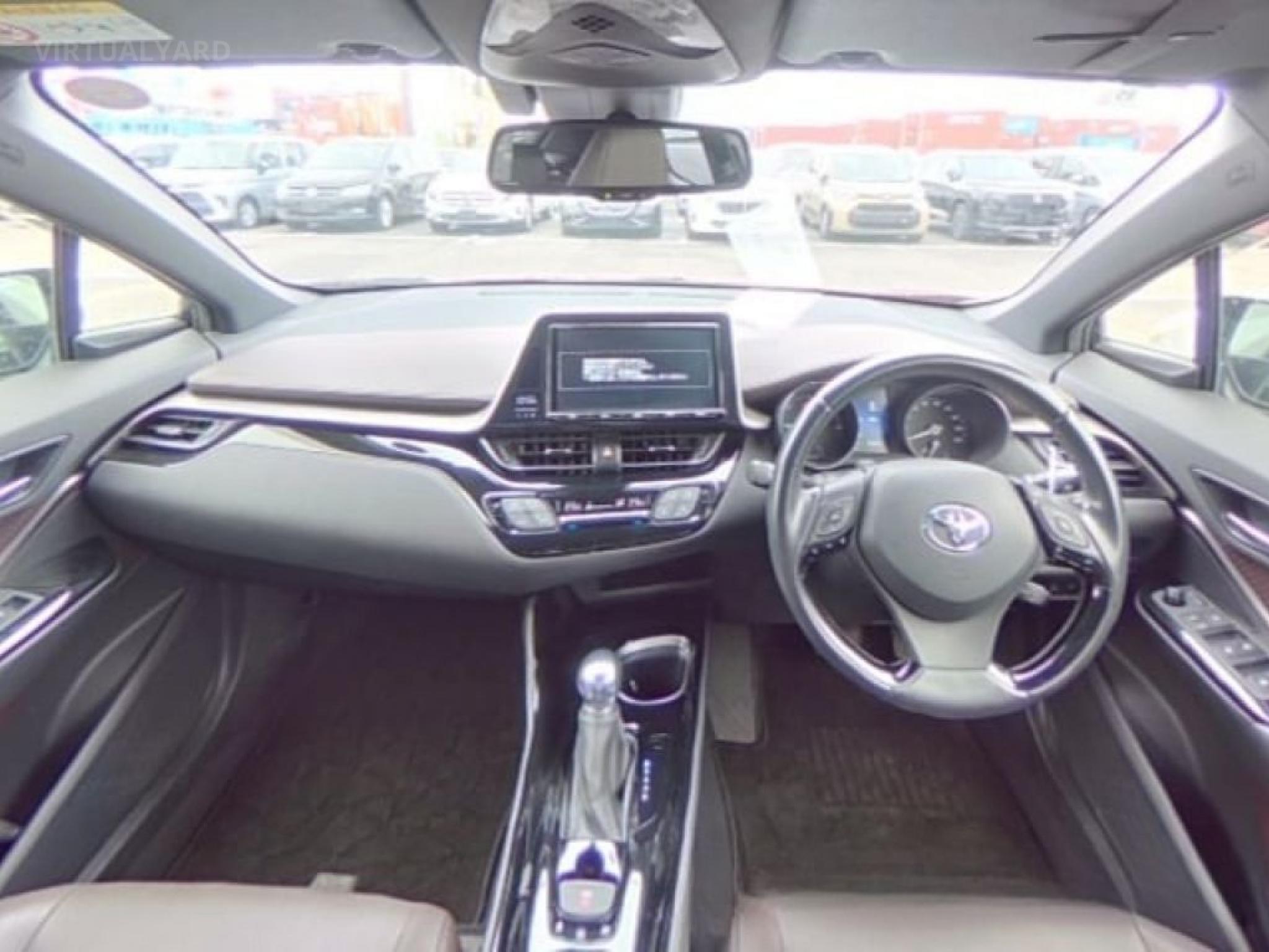 TOYOTA C-HR