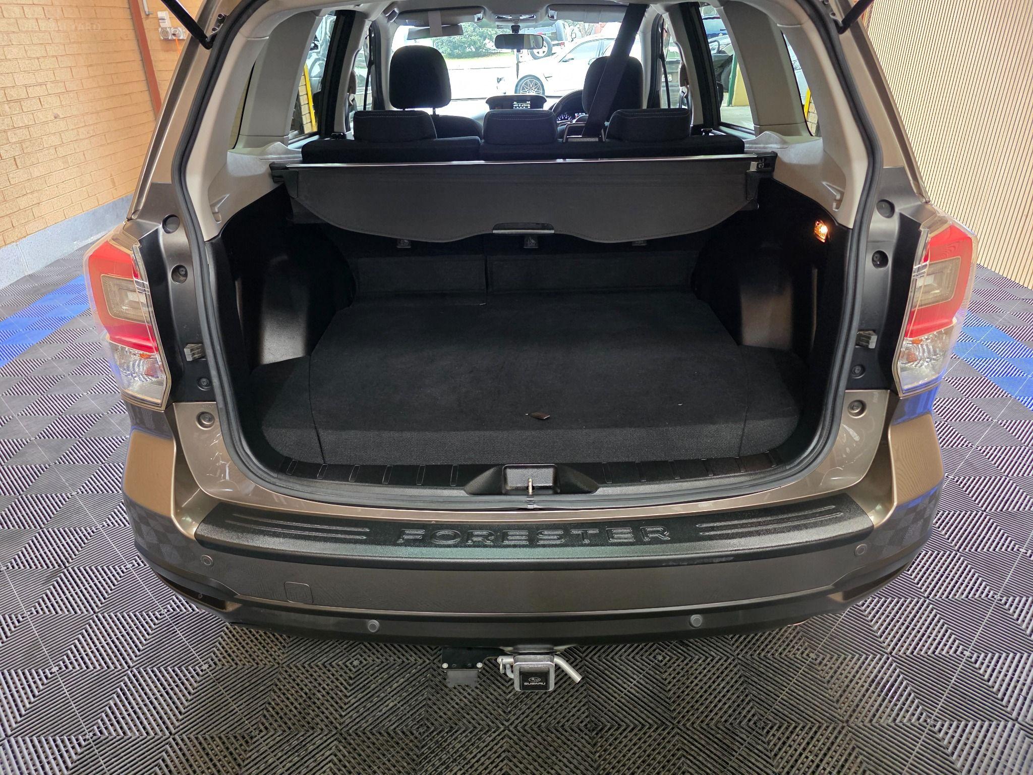SUBARU FORESTER