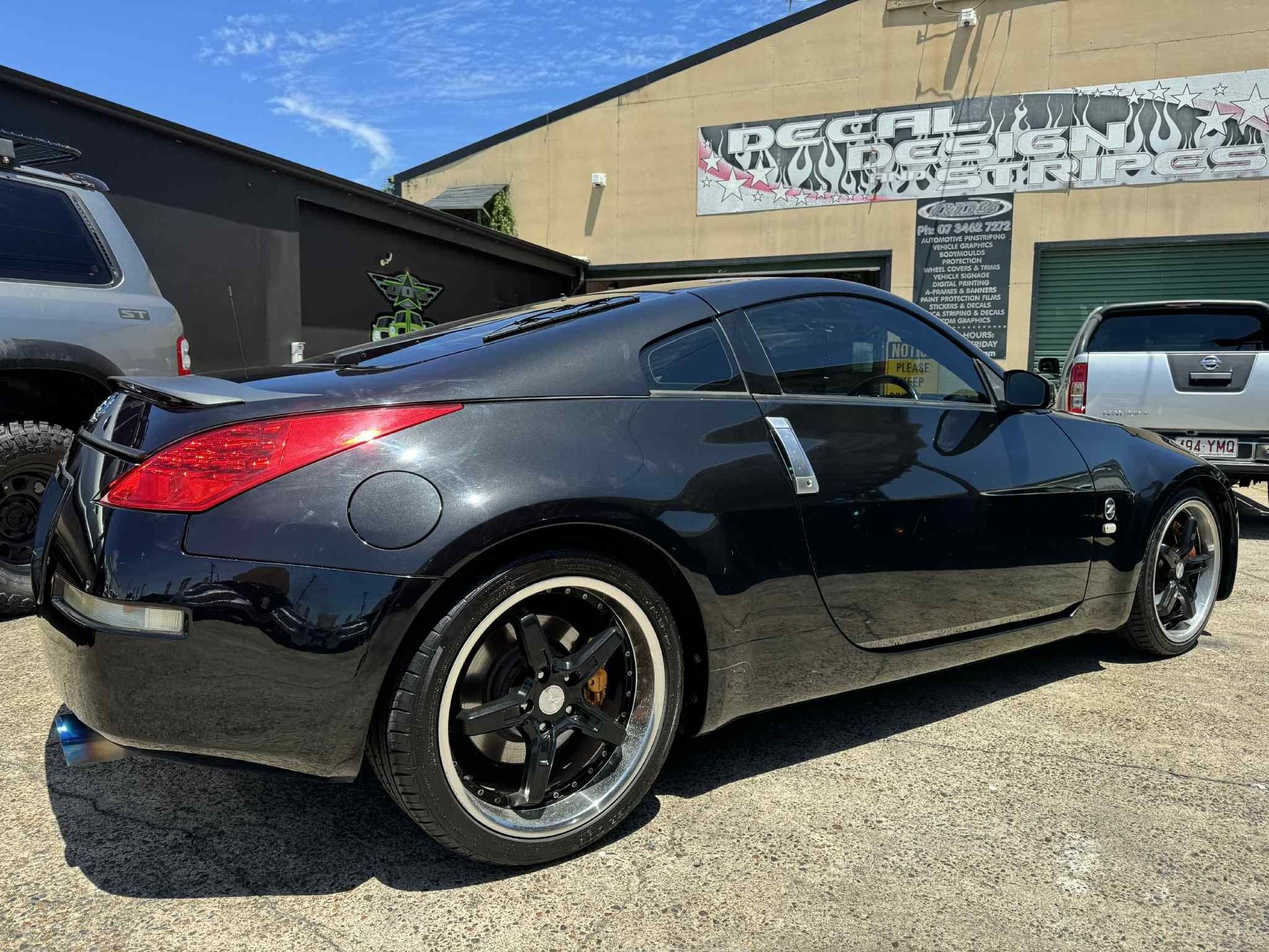 NISSAN 350Z