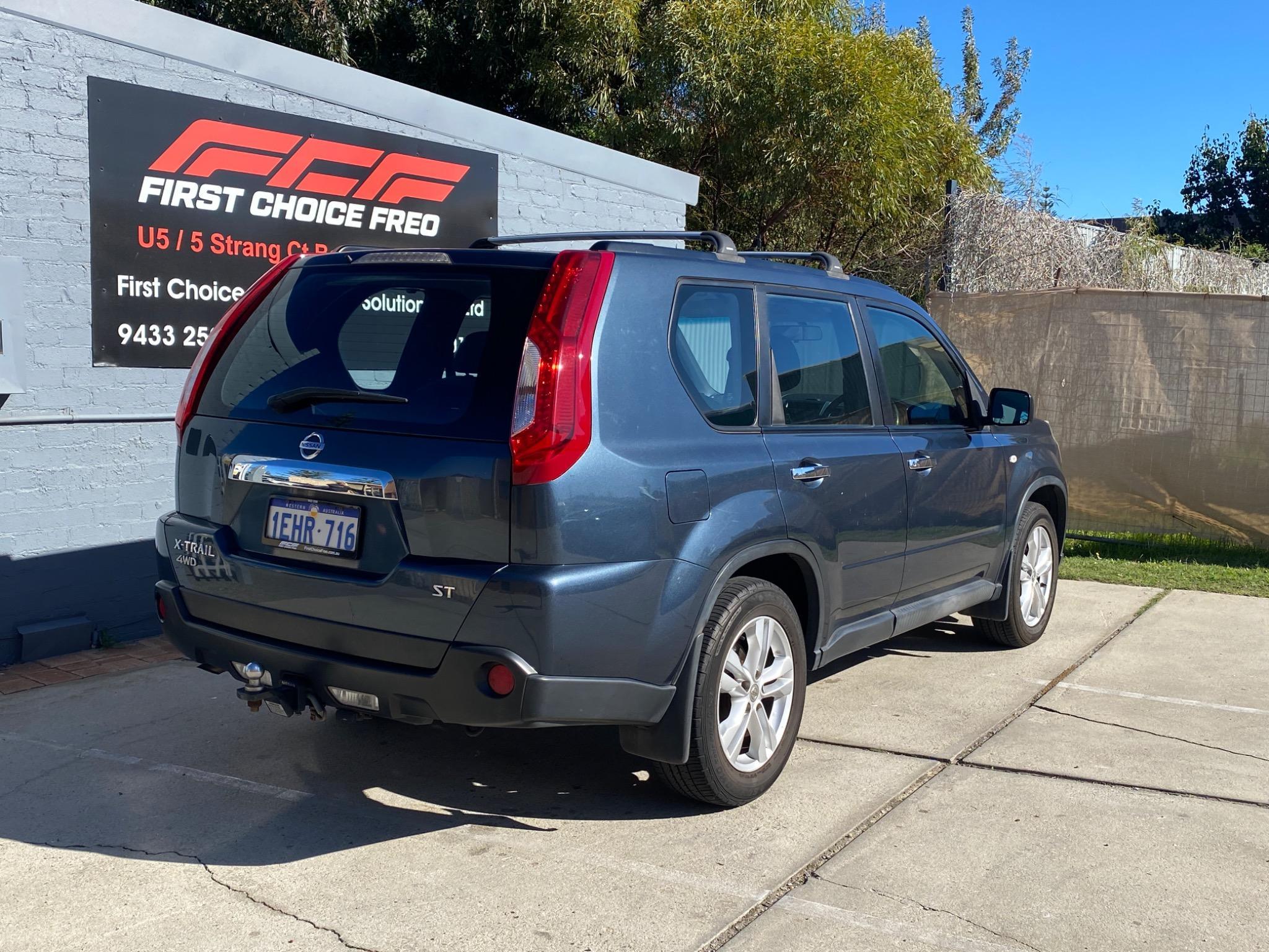 NISSAN X-TRAIL