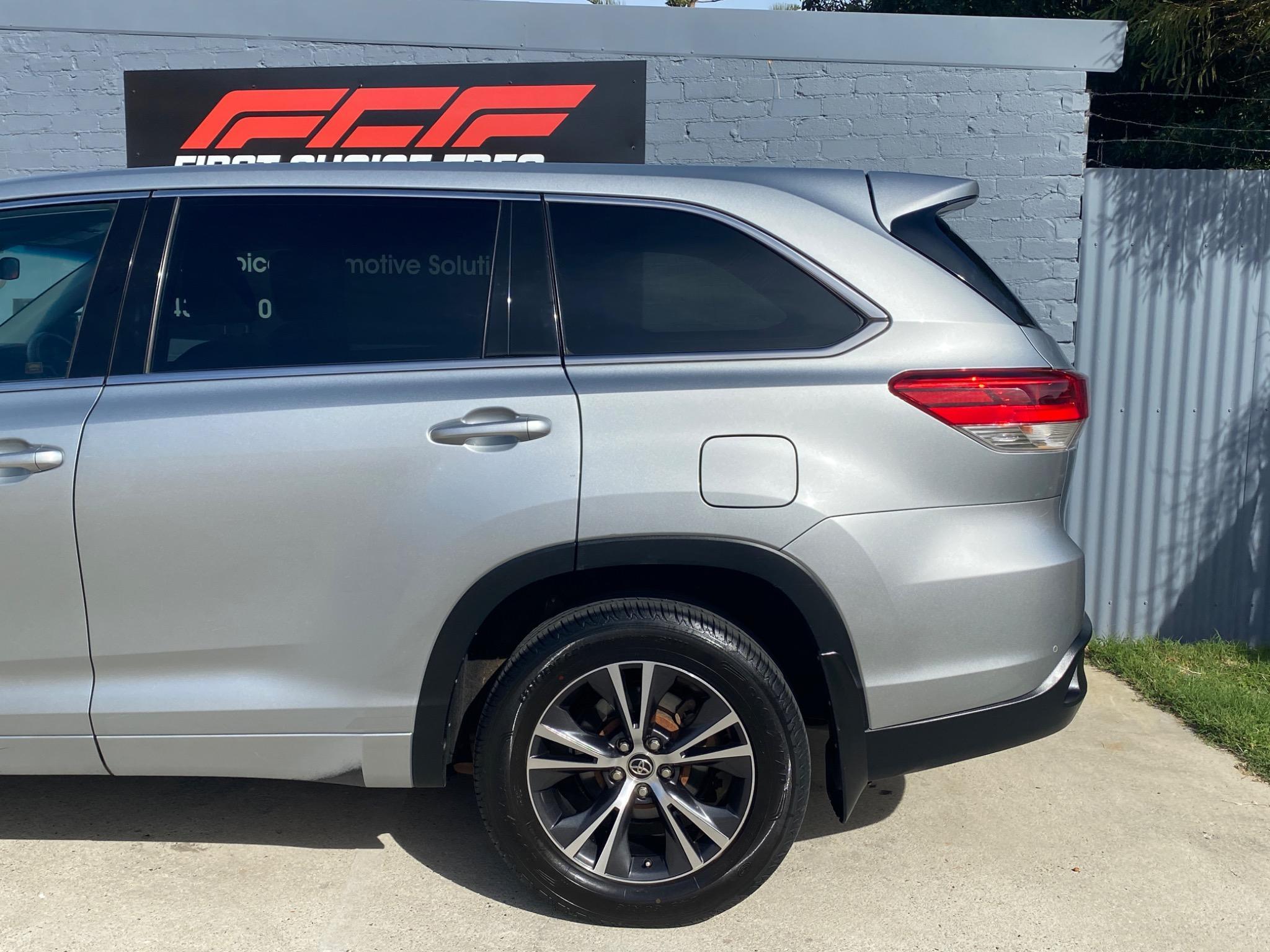 TOYOTA KLUGER