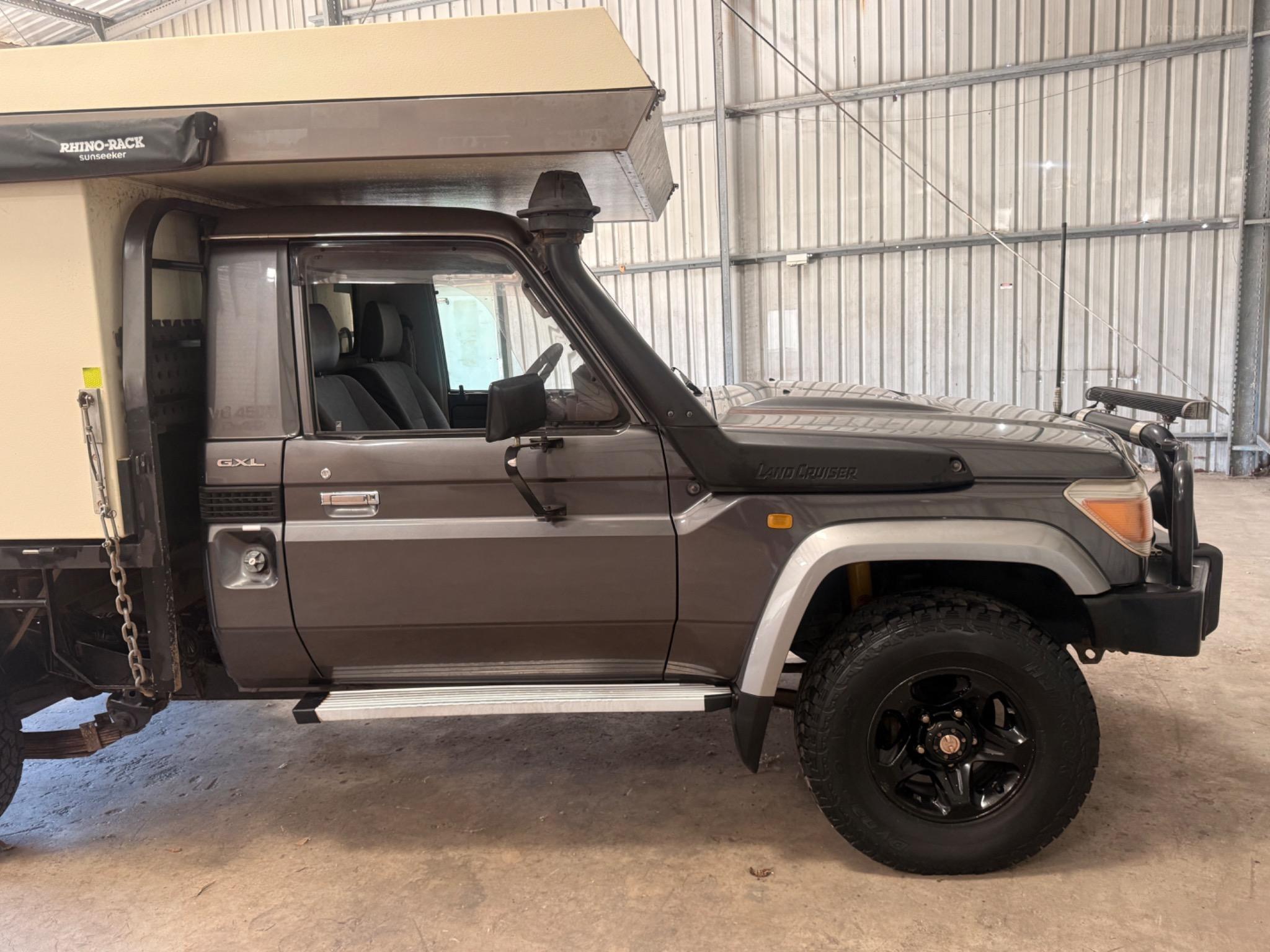 TOYOTA LANDCRUISER