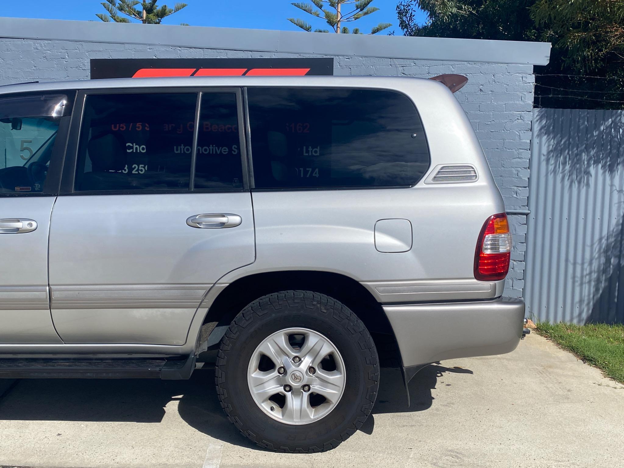 TOYOTA LANDCRUISER