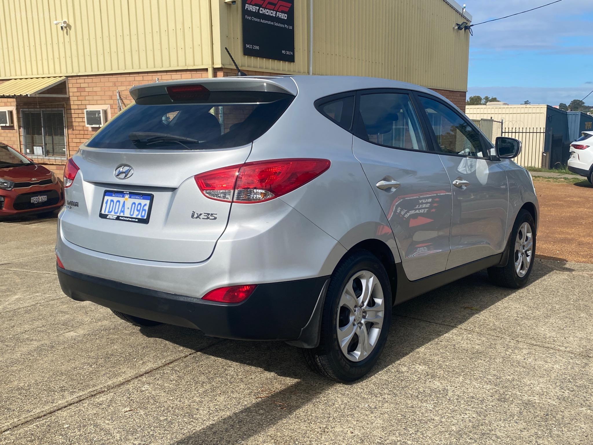 HYUNDAI iX35