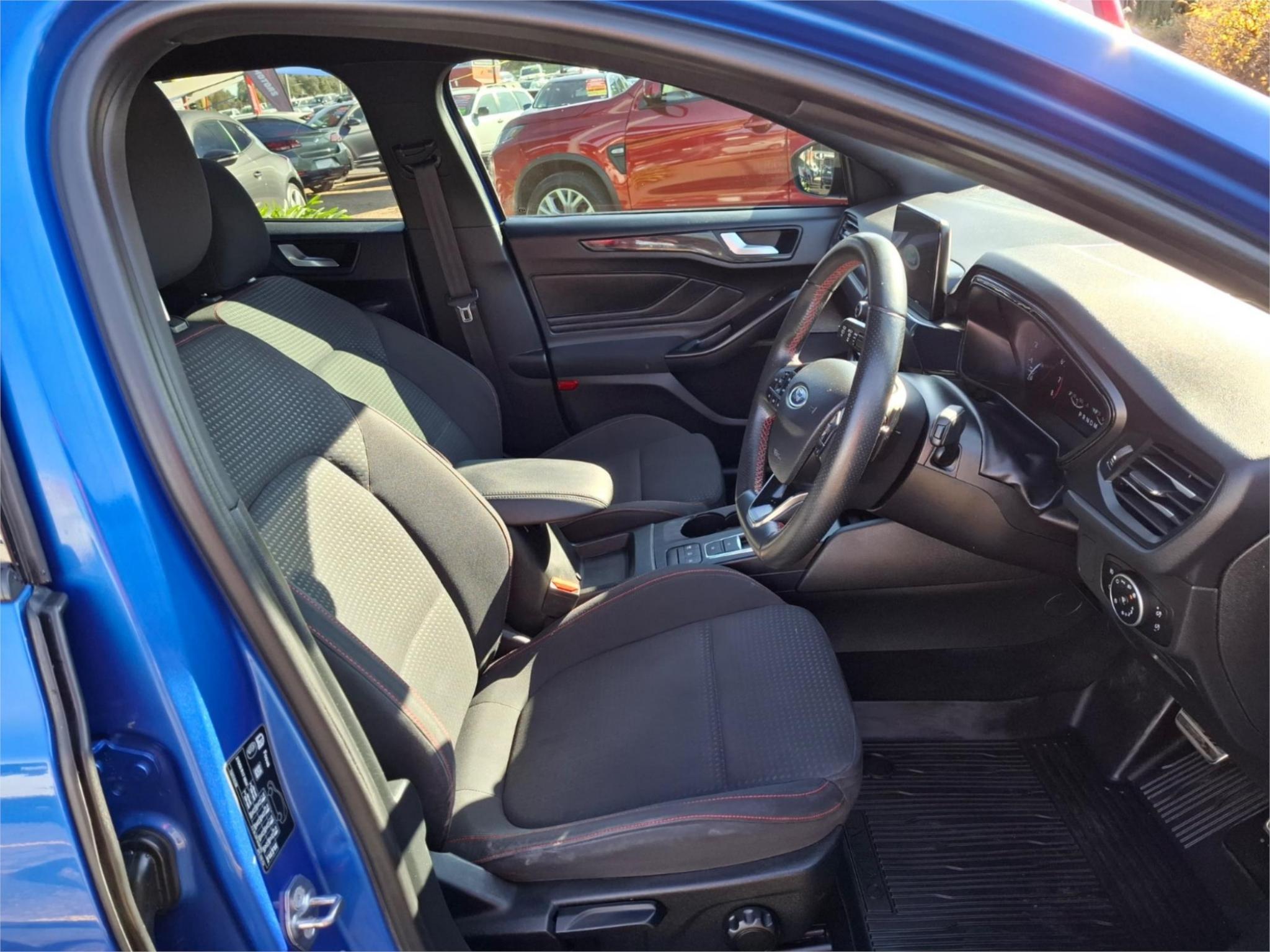 2019 FORD FOCUS SA ST-LINE WAGON 5DR AUTO 8SP, 1.5T [MY19.25] image 10