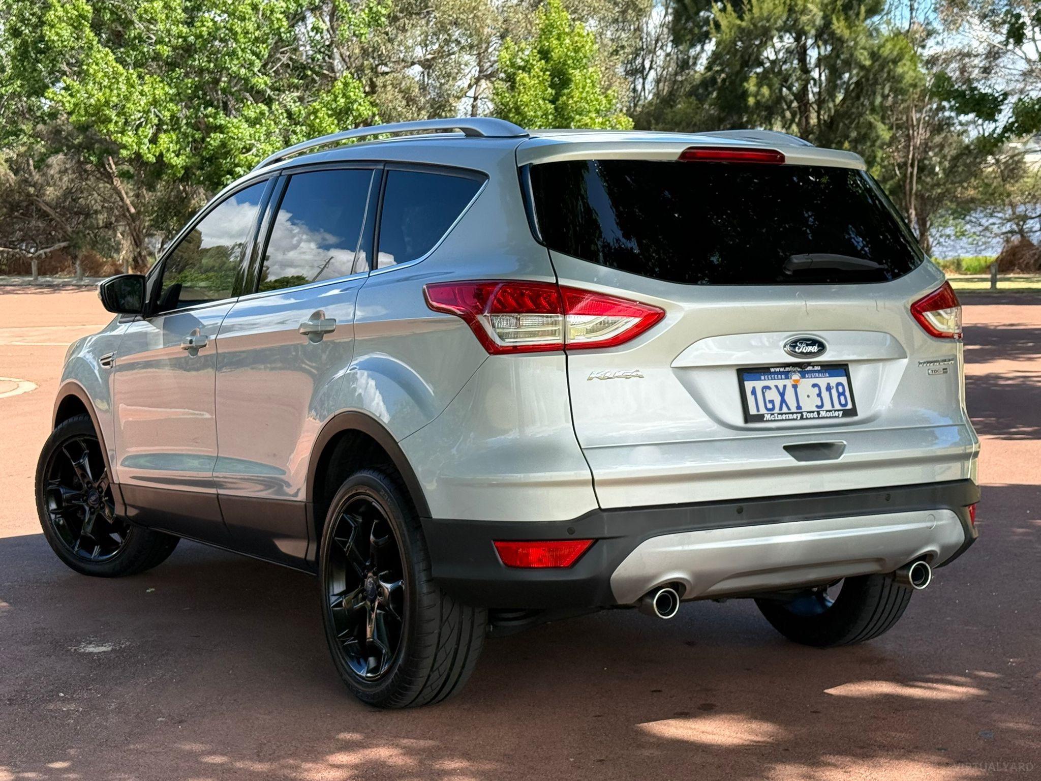 FORD KUGA