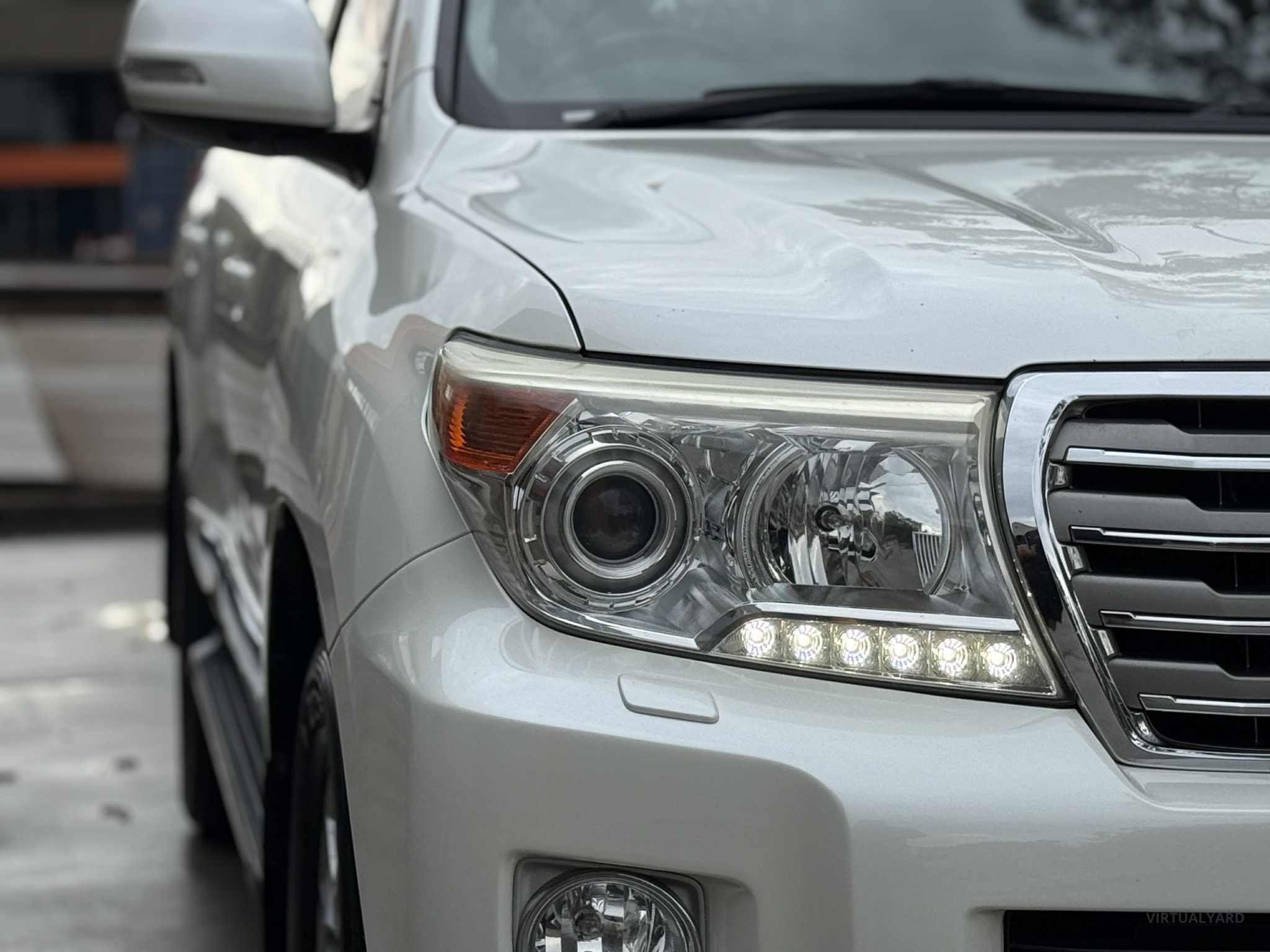 TOYOTA LANDCRUISER