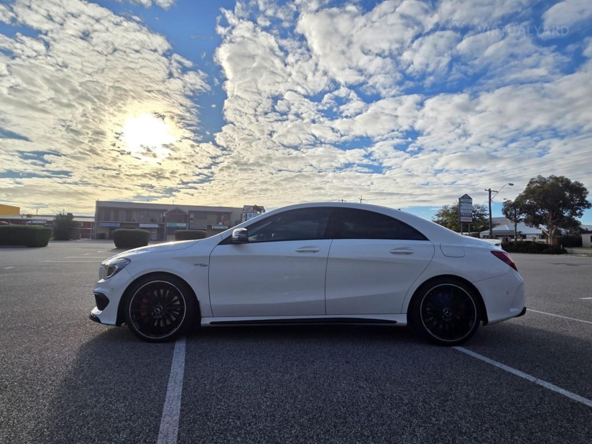 MERCEDES-BENZ CLA