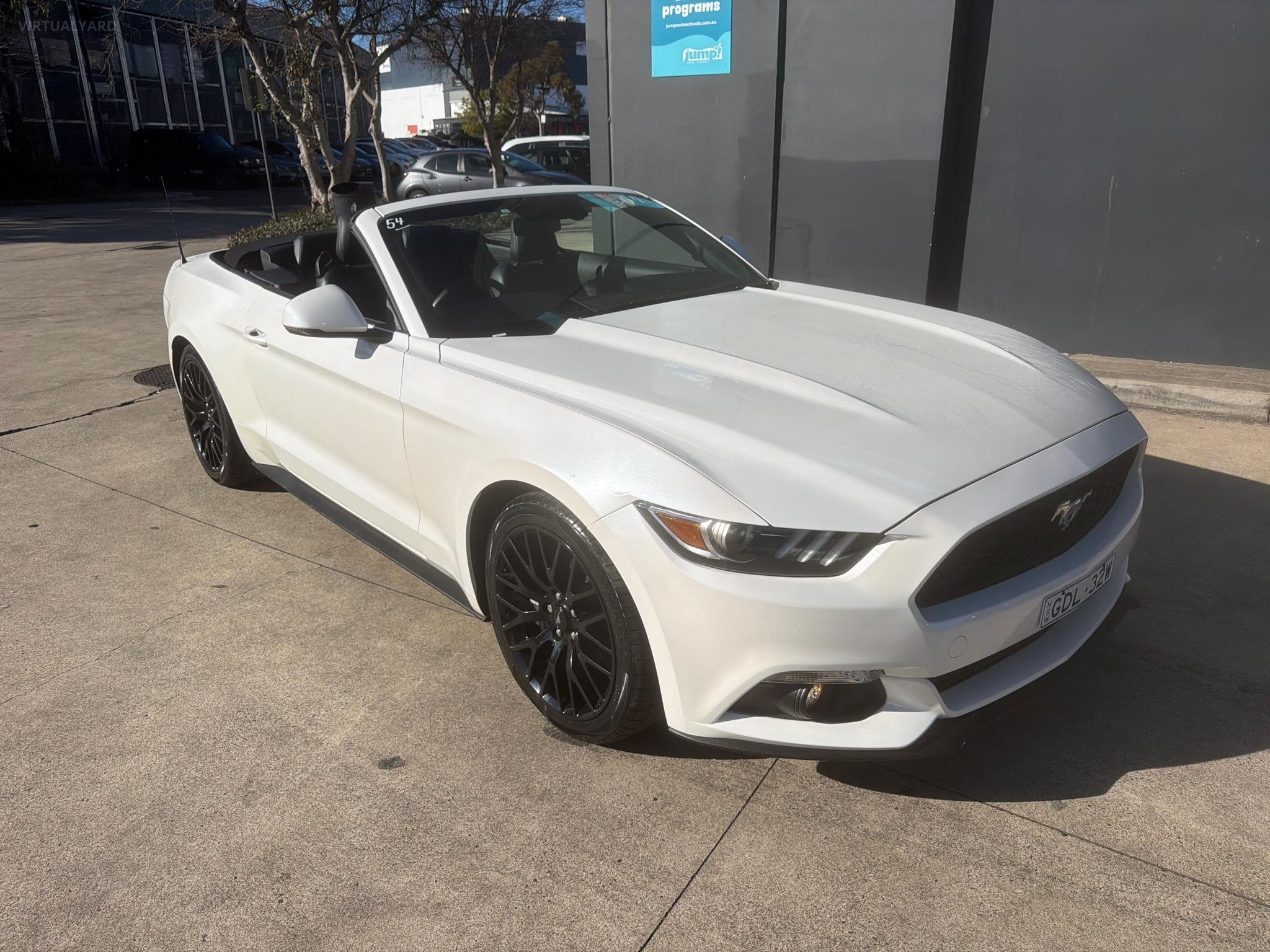 FORD MUSTANG FM CONVERTIBLE 2DR SELECTSHIFT 6SP, 2.3T [MY17] image 12