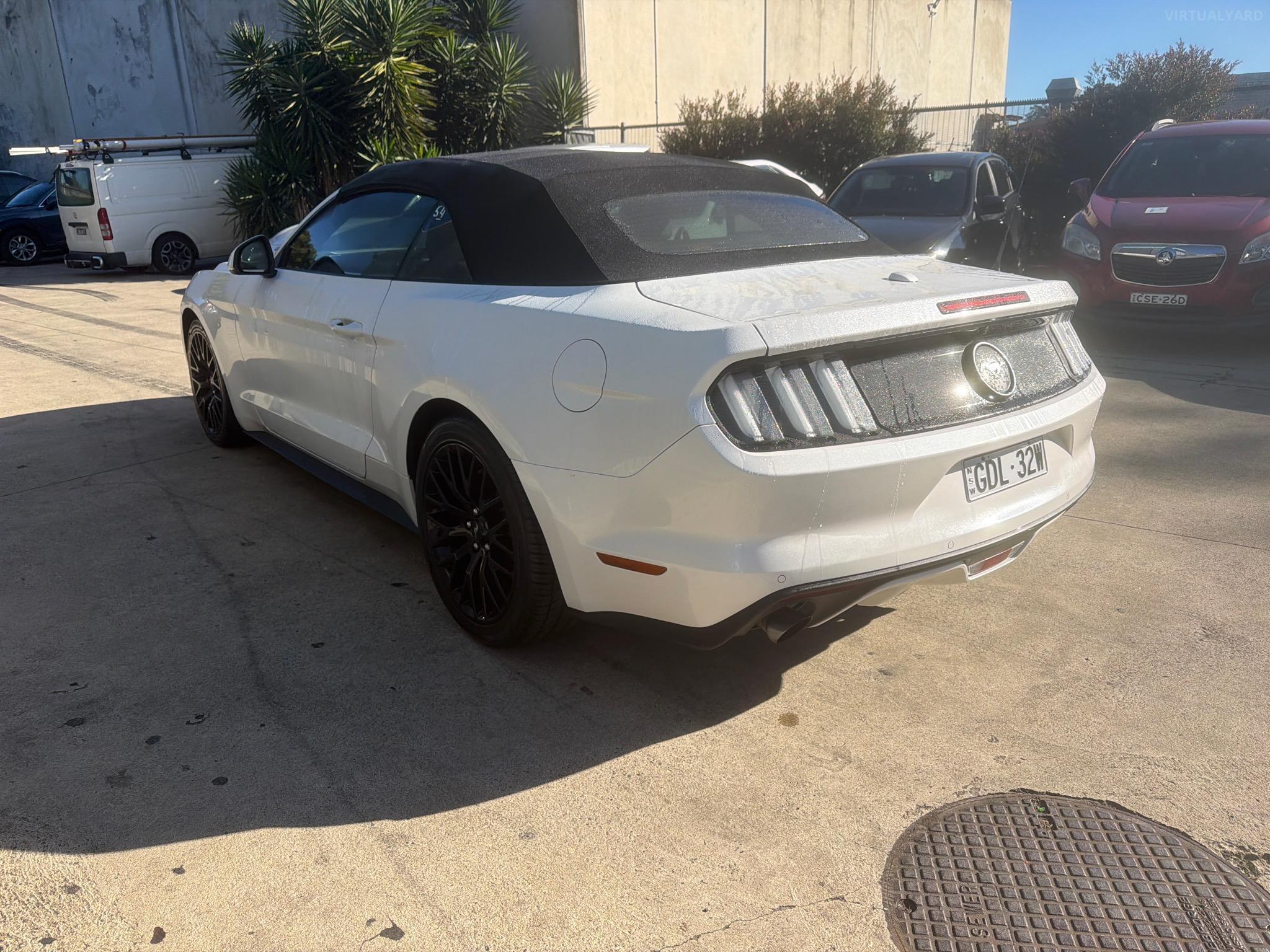 FORD MUSTANG FM CONVERTIBLE 2DR SELECTSHIFT 6SP, 2.3T [MY17] image 4