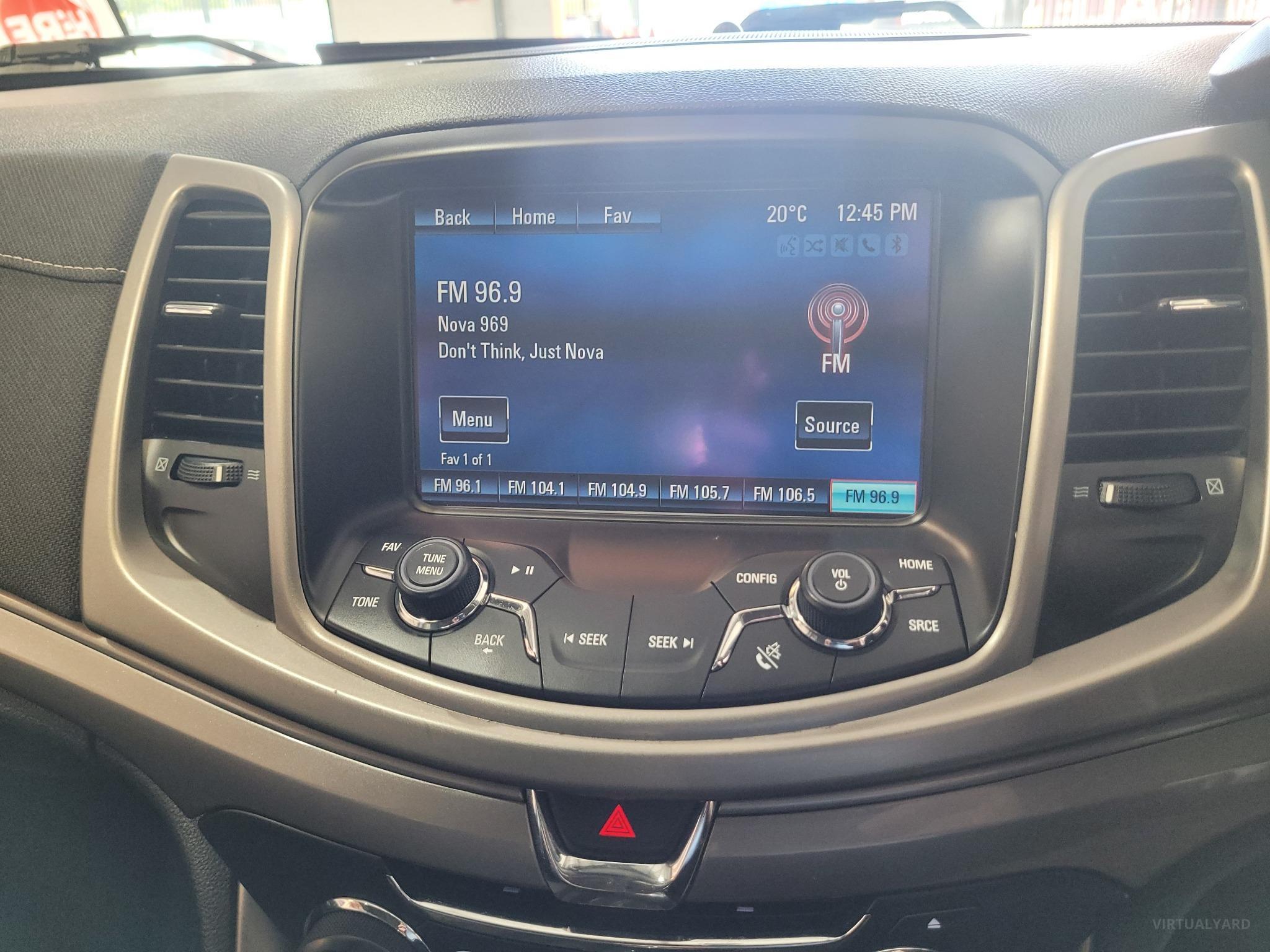 HOLDEN COMMODORE SPORTSWAGON