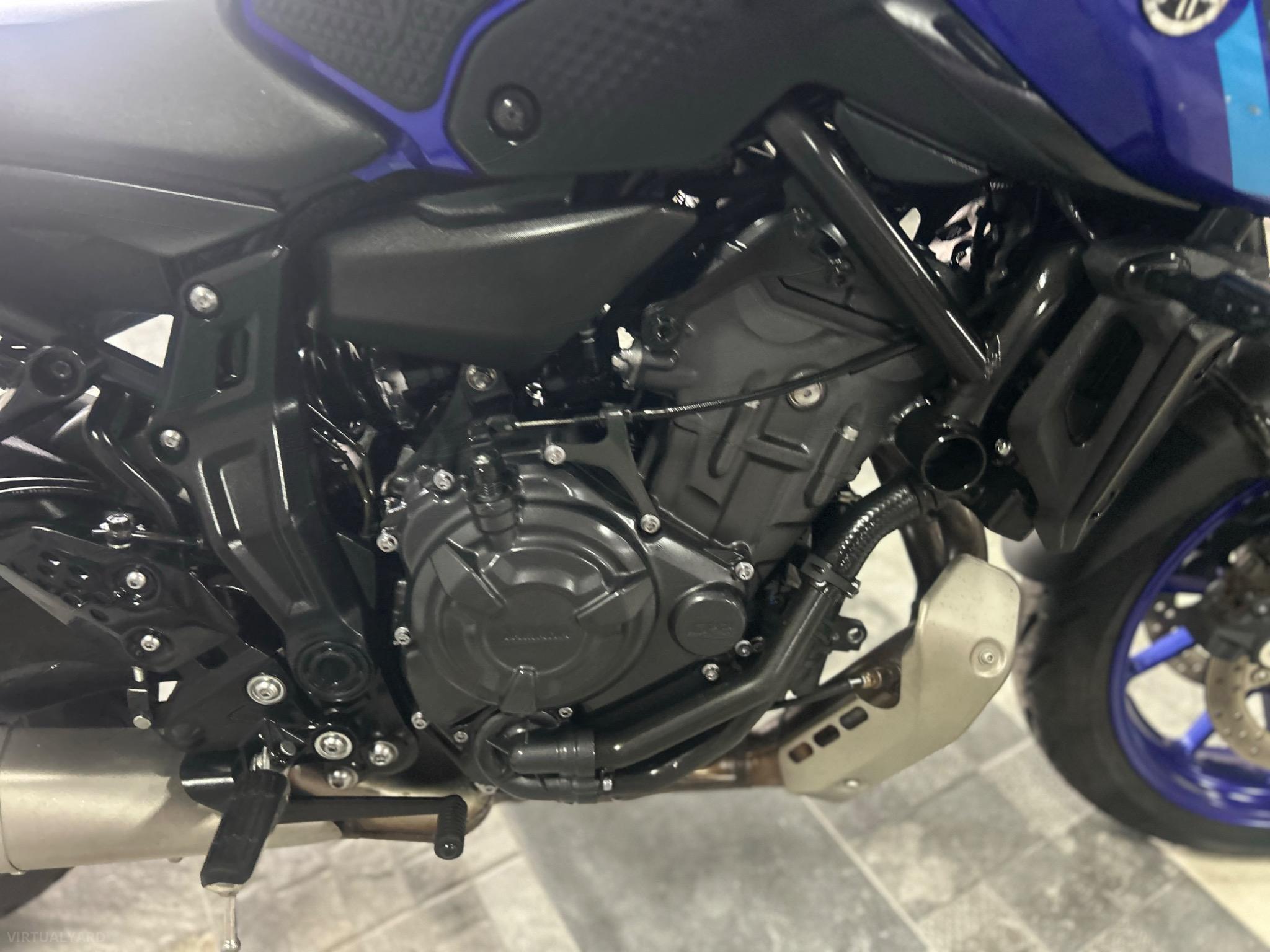 YAMAHA MT-07
