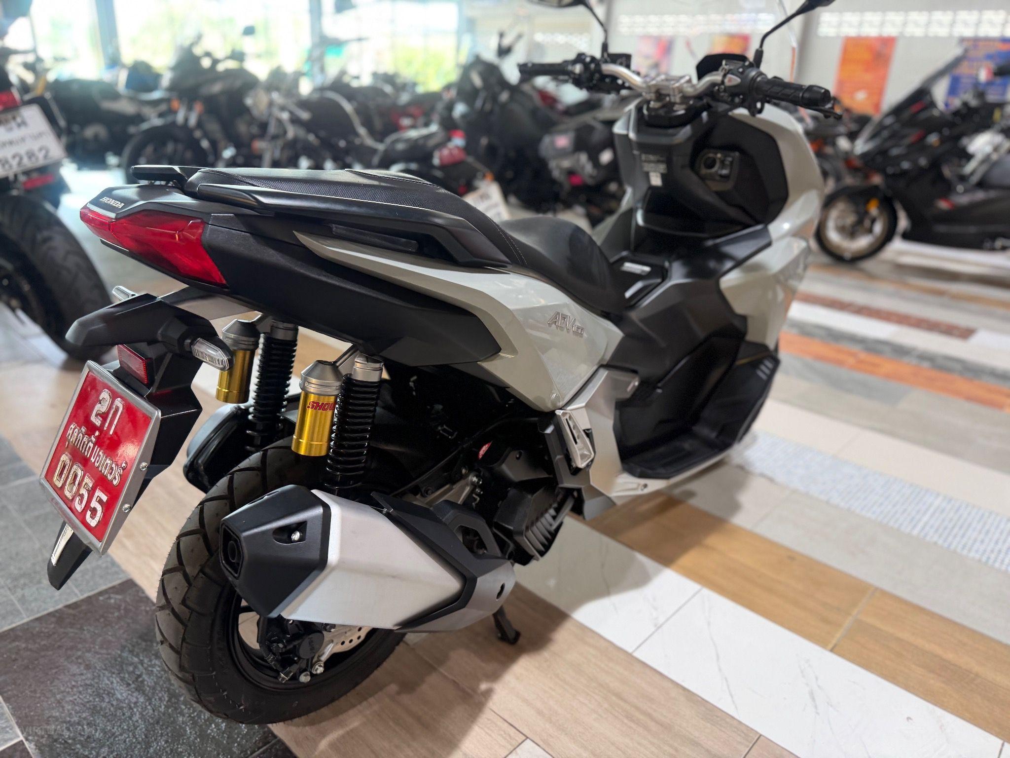 HONDA ADV 160 ABS
