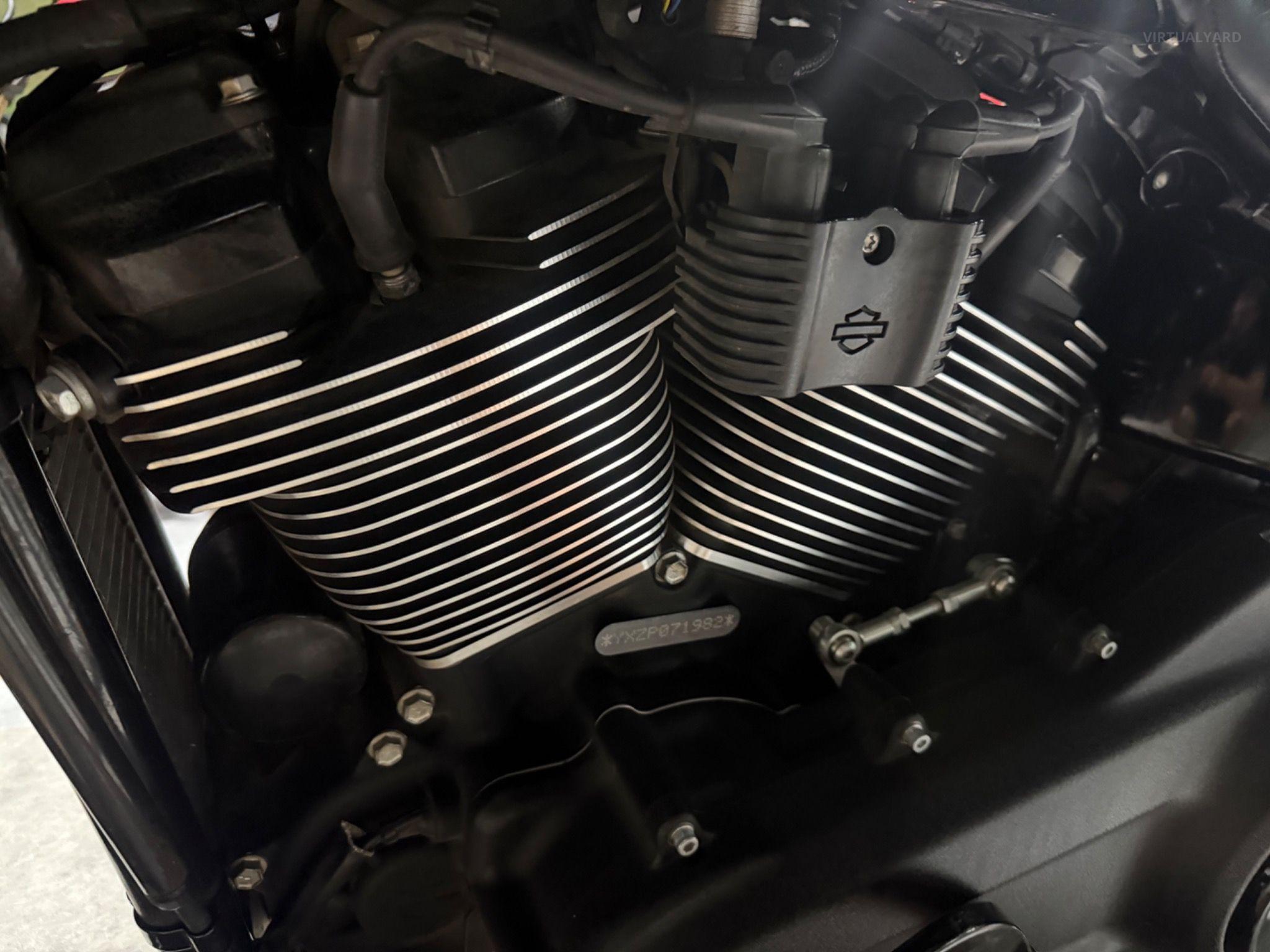 HARLEY DAVIDSON SOFTAIL LOW RIDER ABS