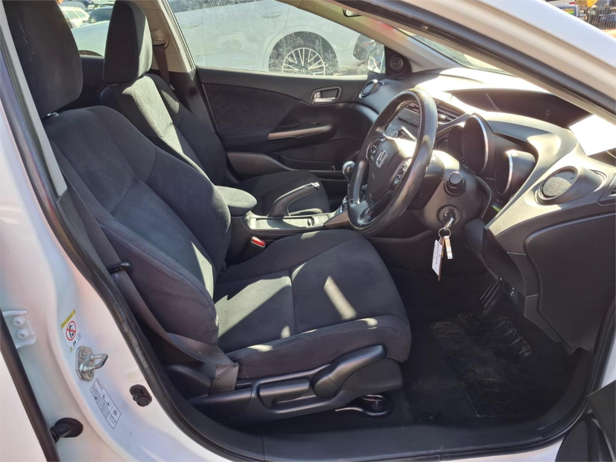 2013 HONDA CIVIC 9TH GEN VTI-S HATCHBACK 5DR MAN 6SP, 1.8I [MY13] image 10