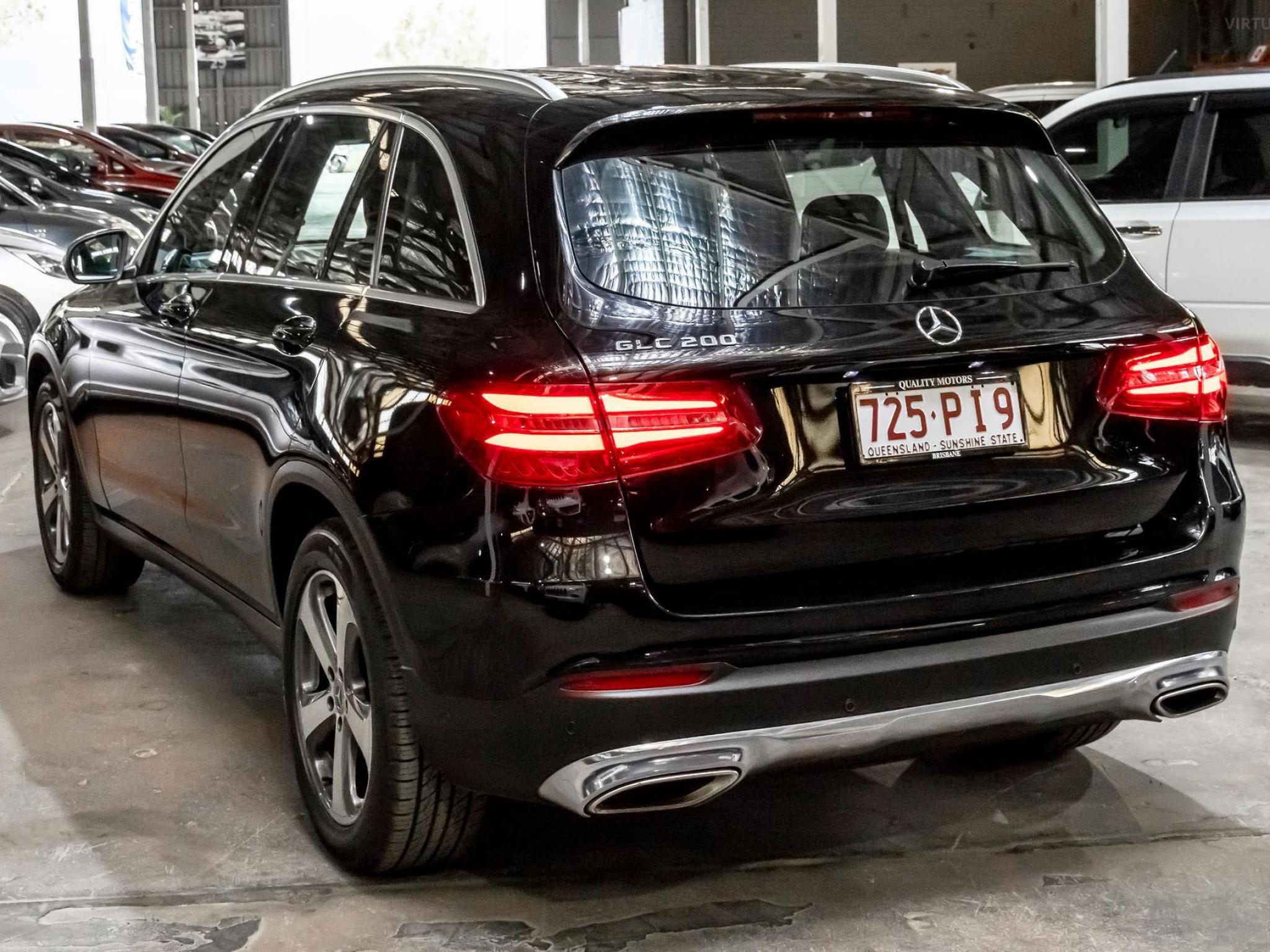 MERCEDES-BENZ GLC