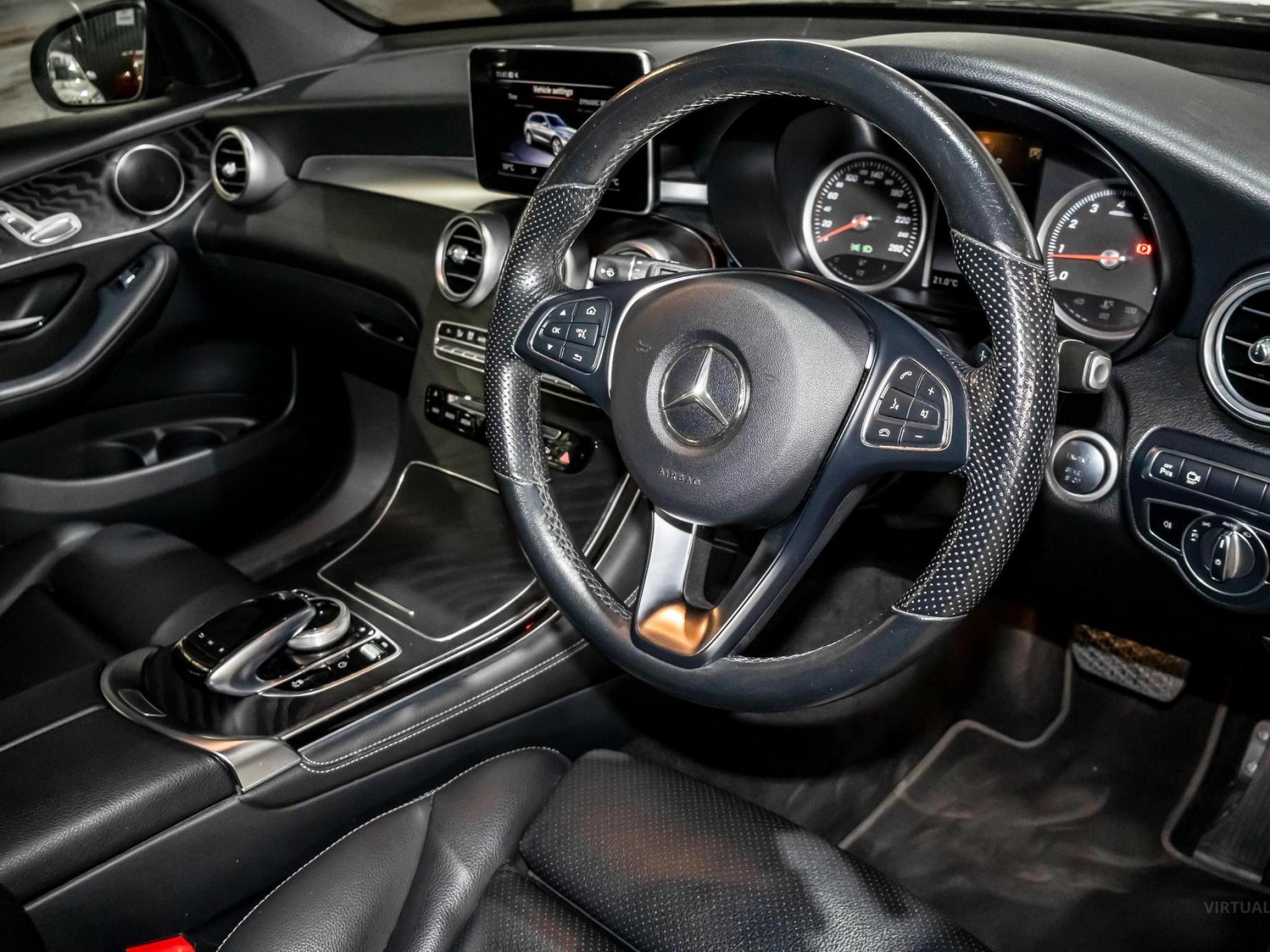 MERCEDES-BENZ GLC