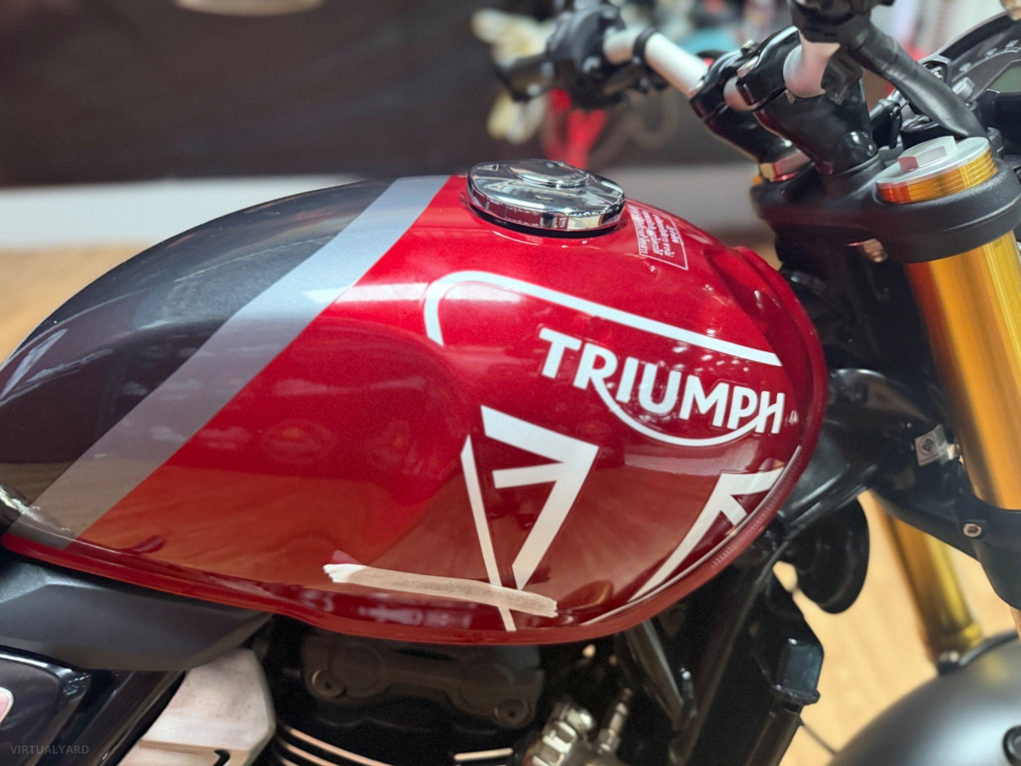 TRIUMPH SPEED 400