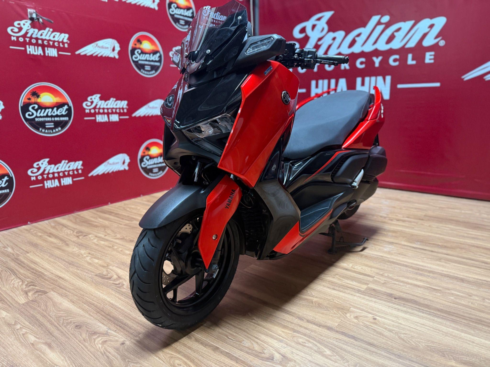 YAMAHA X-MAX 300 CONNECT