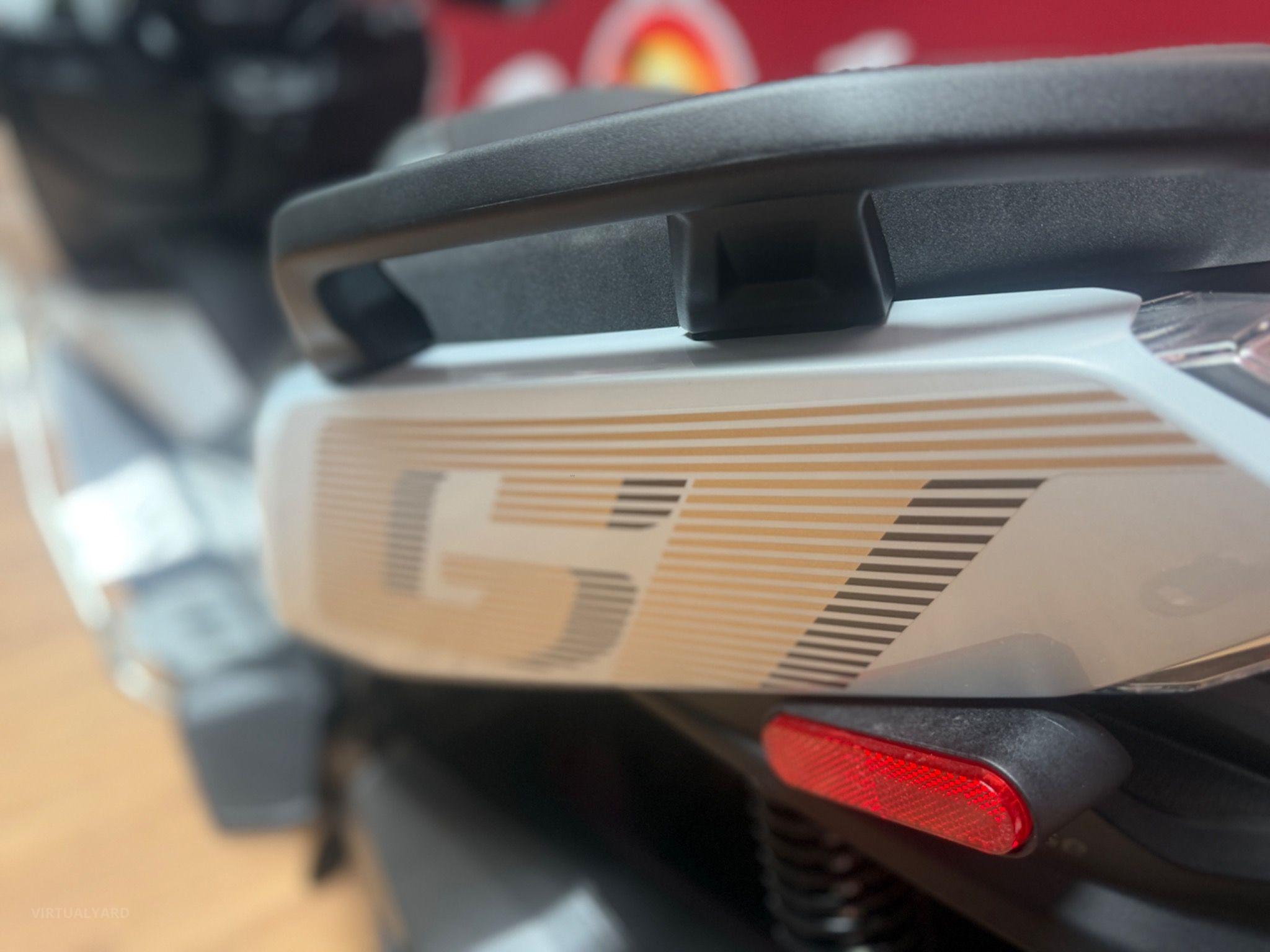 BMW C400GT