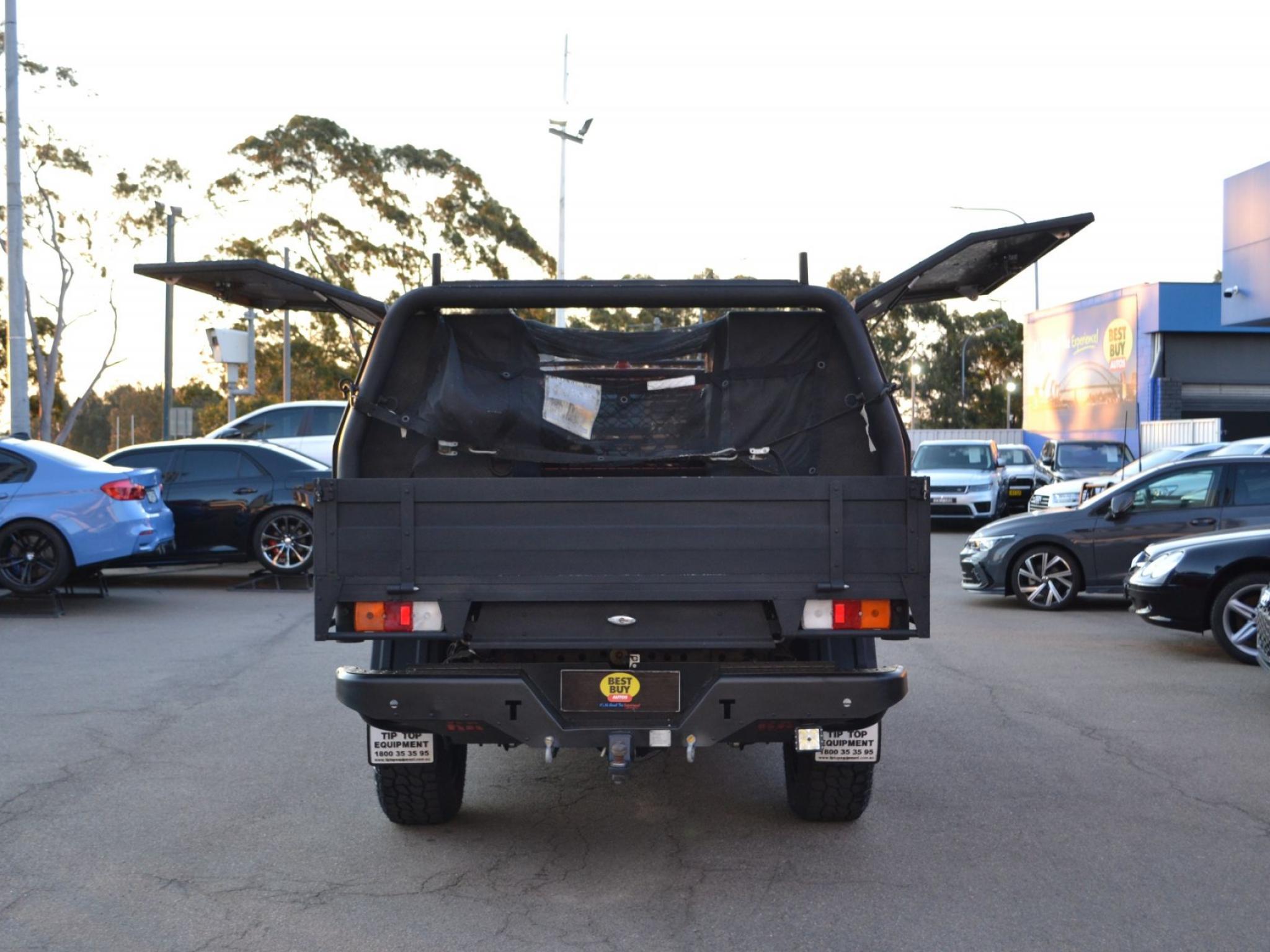 Isuzu D-MAX
