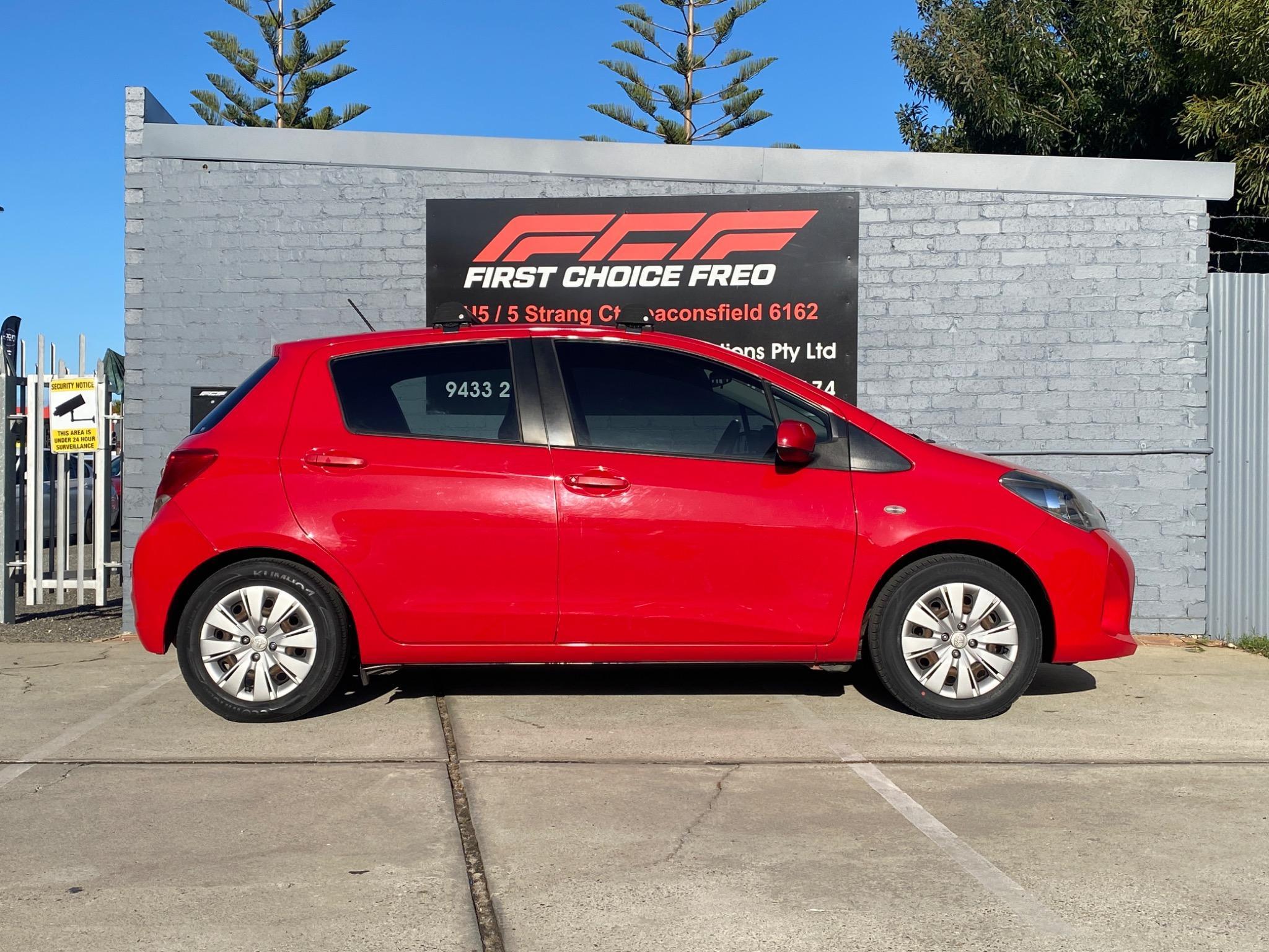 TOYOTA YARIS