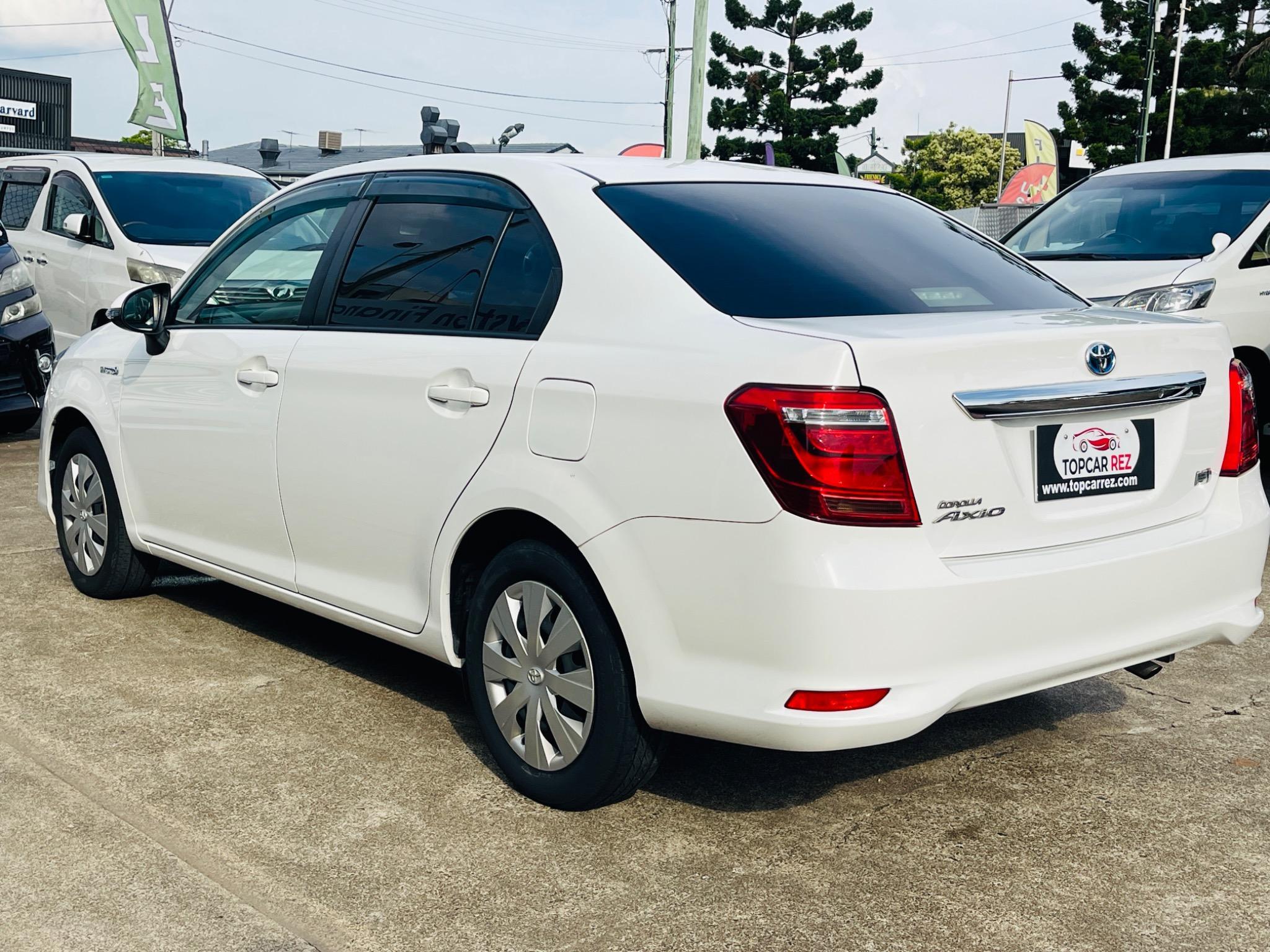 TOYOTA COROLLA AXIO