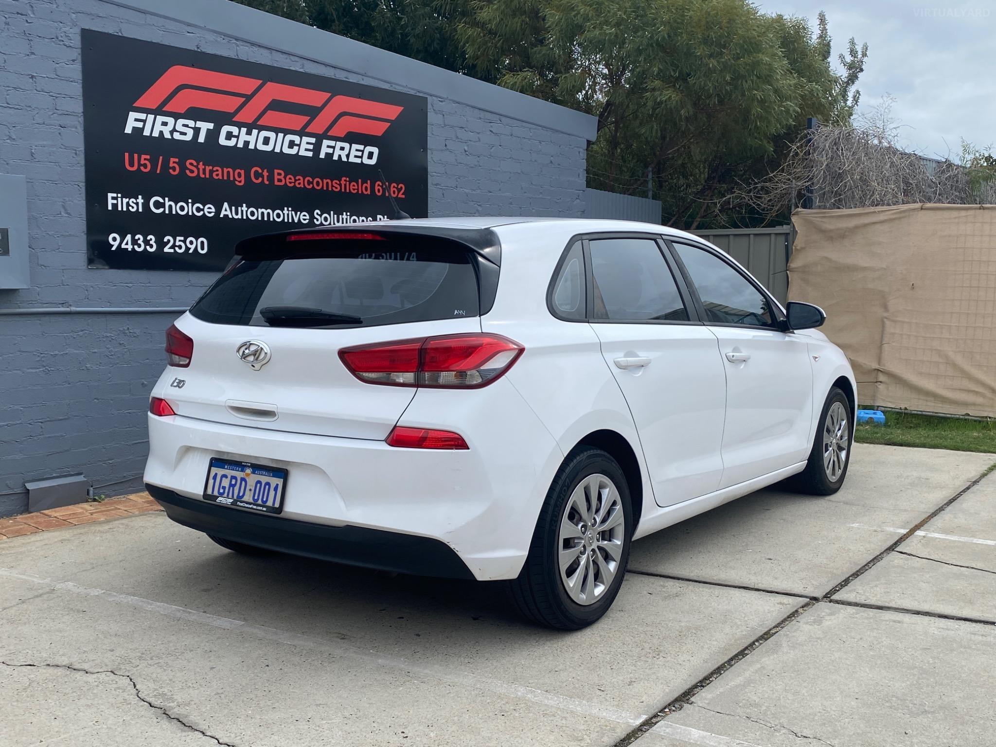 HYUNDAI i30